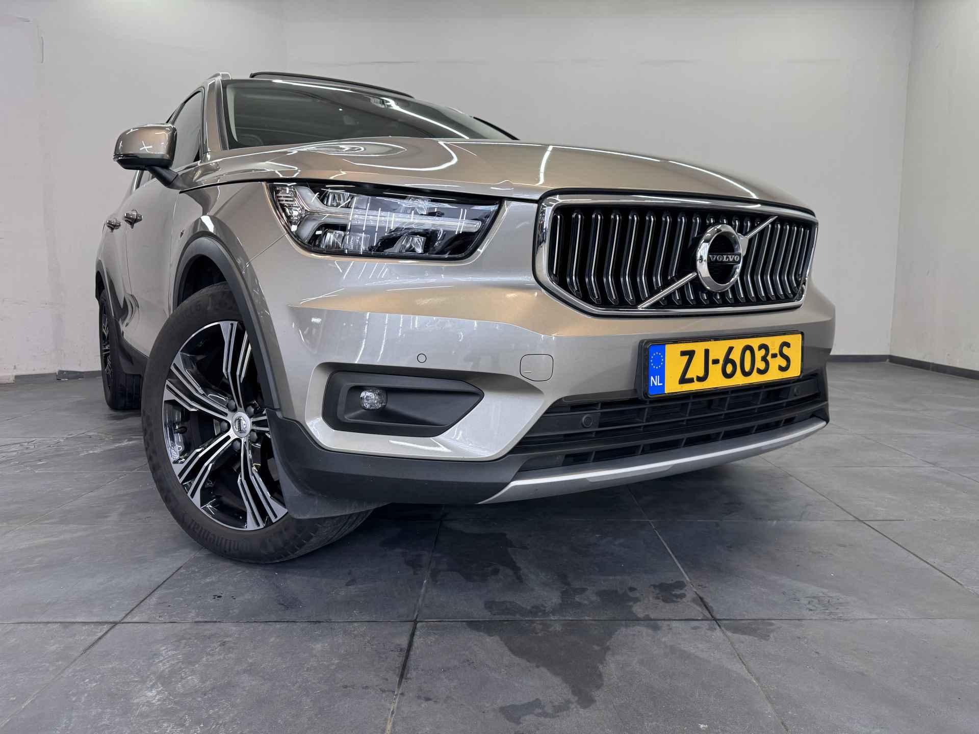 Volvo XC40 2.0 T4 Inscription✅Luxury Line✅Origineel Nederlands✅Panoramadak✅Harman/Kardon✅Stoelverwarming✅Adaptive Cruise Control✅Stuurverwarming✅NAP✅ - 37/96