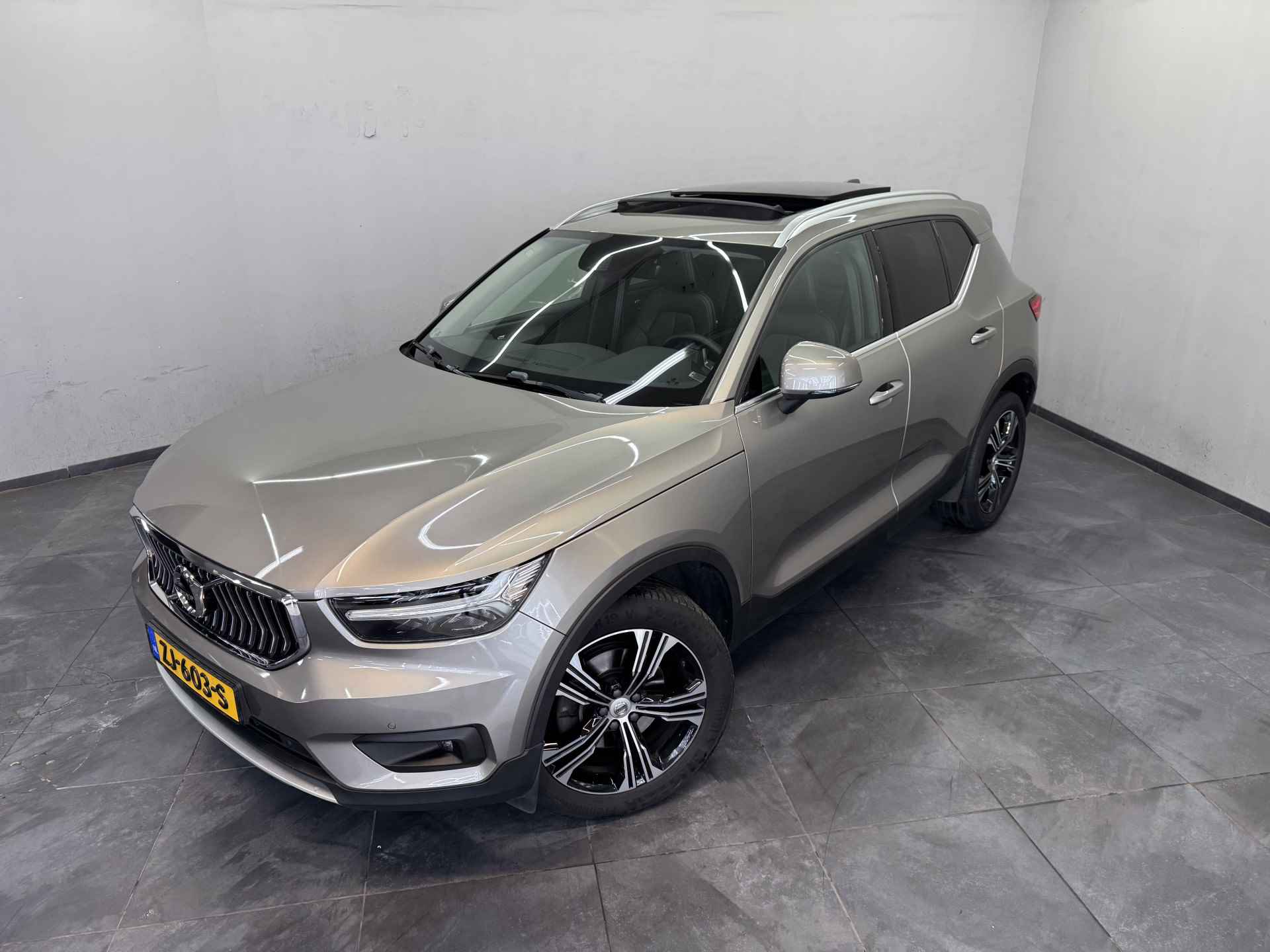 Volvo XC40 2.0 T4 Inscription✅Luxury Line✅Origineel Nederlands✅Panoramadak✅Harman/Kardon✅Stoelverwarming✅Adaptive Cruise Control✅Stuurverwarming✅NAP✅ - 74/96