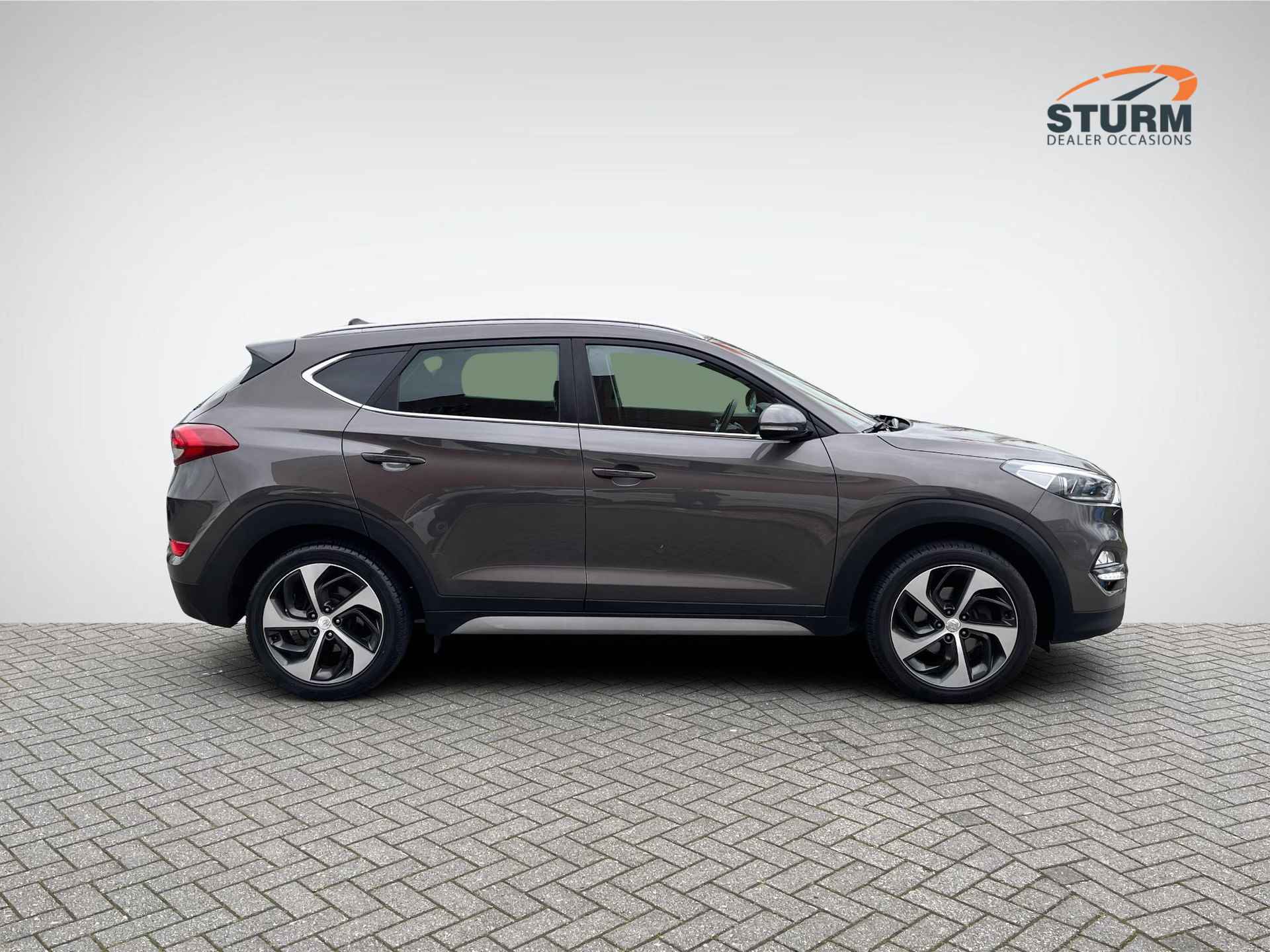 Hyundai Tucson 1.6 GDi Comfort | Trekhaak | Navigatie | Camera | Stoelverwarming | Cruise & Climate Control | 19'' Velgen | Rijklaarprijs! - 3/27