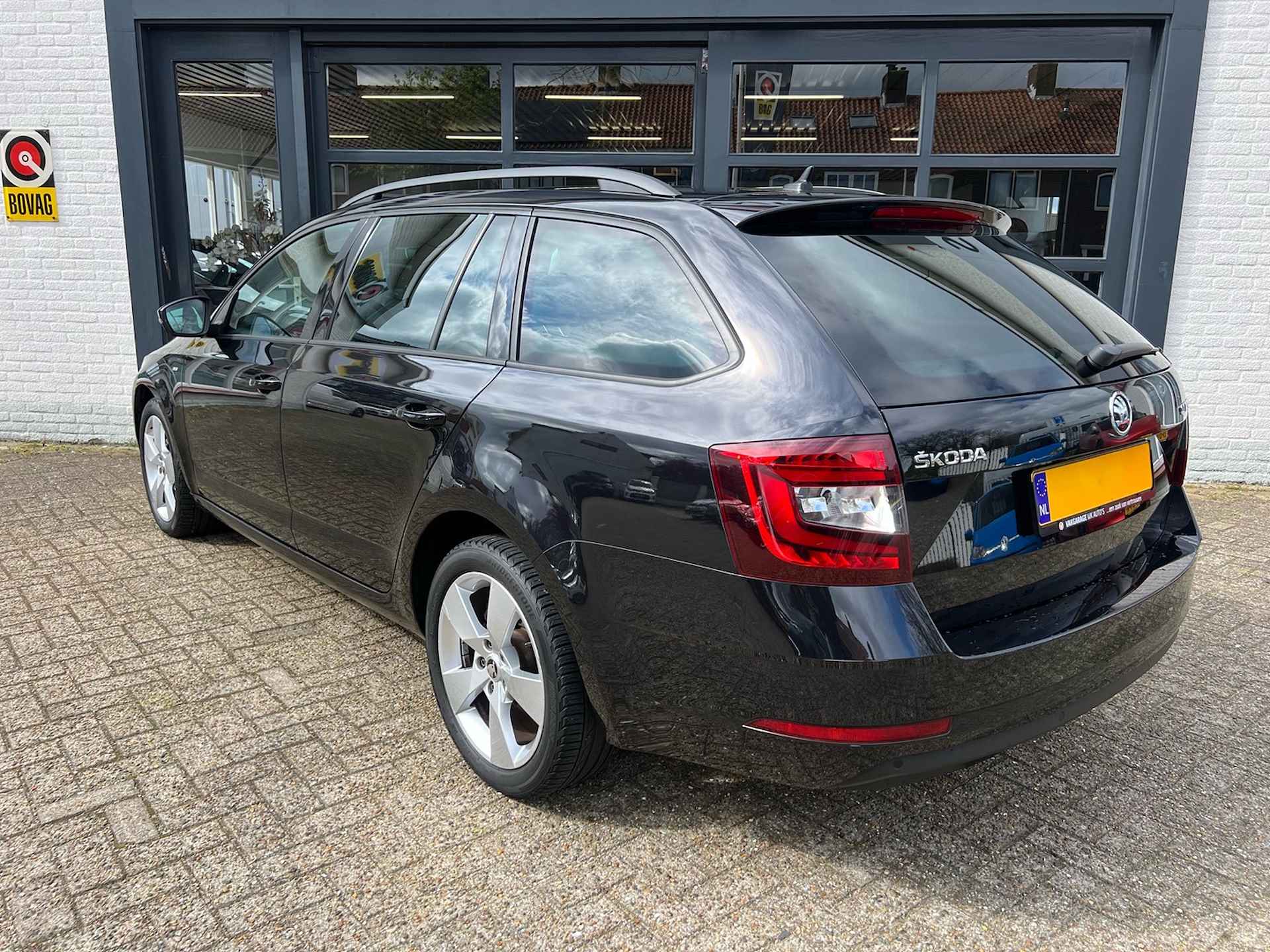 Škoda Octavia 1.0 TSI Greentech Active | Eerste eigenaar | Stoelverwarming | - 3/37