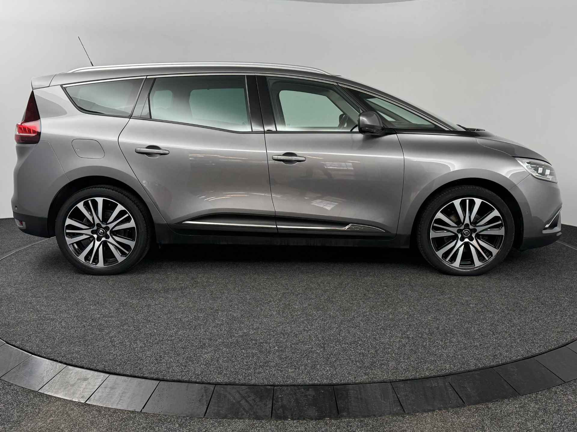 Renault Grand Scénic 1.3 TCe 159 EDC Initiale Paris | Automaat | Panoramadak | Leder | Groot Scherm - 18/53