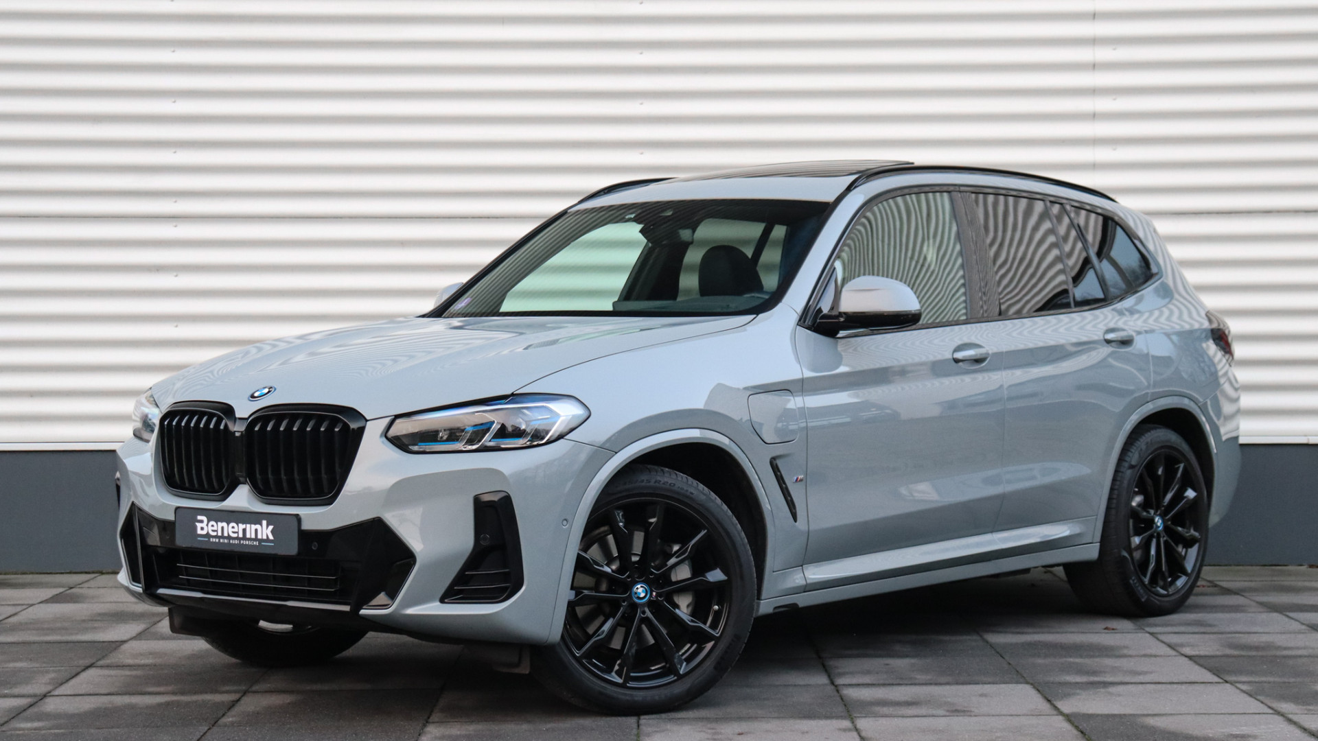 BMW X3 xDrive30e M-Sport | Panoramadak | Head-up | Laserlight | Comfort Access | Memory | Leder