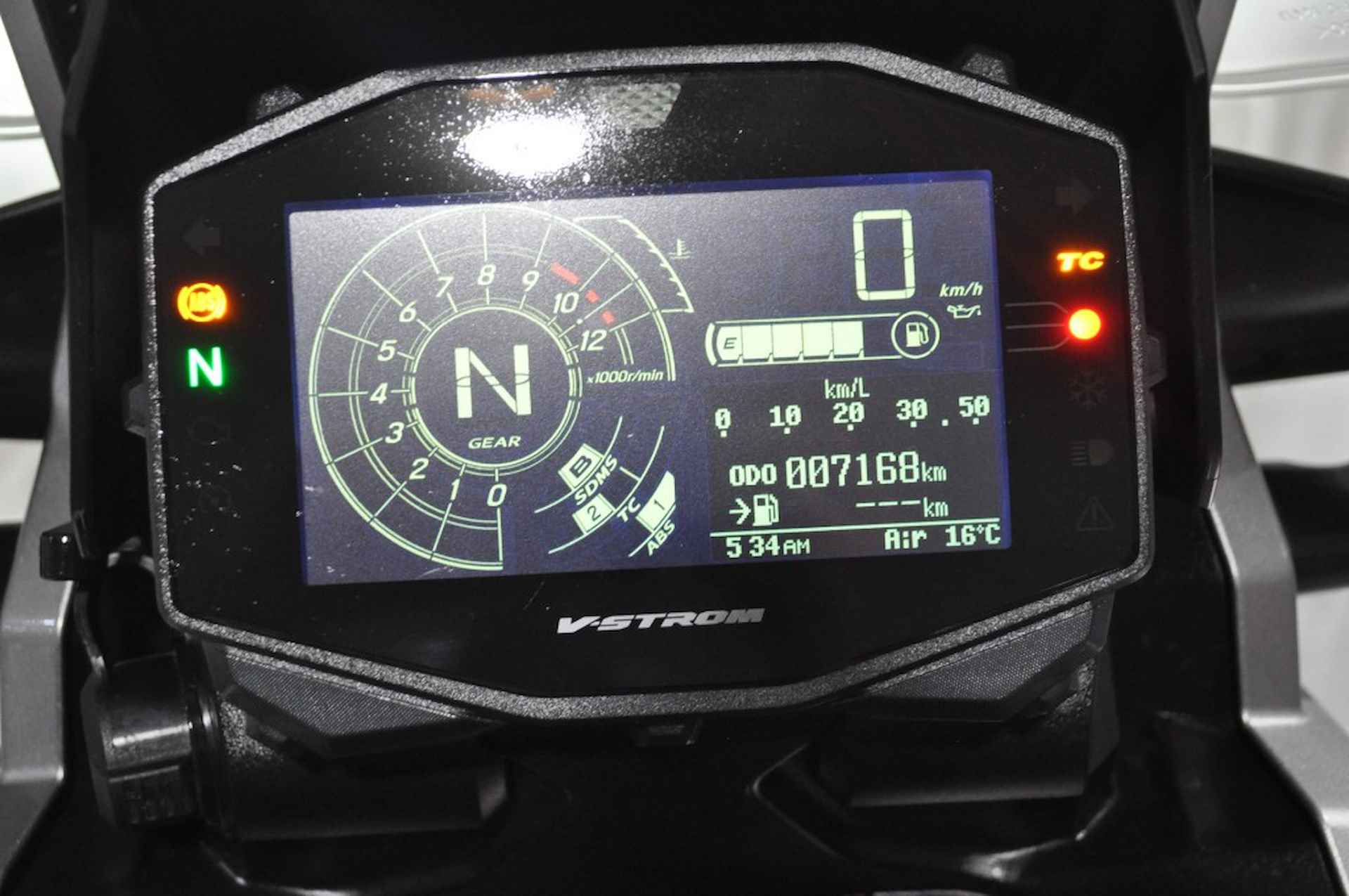 SUZUKI Dl 1050 Xt V-STROM - 4/23