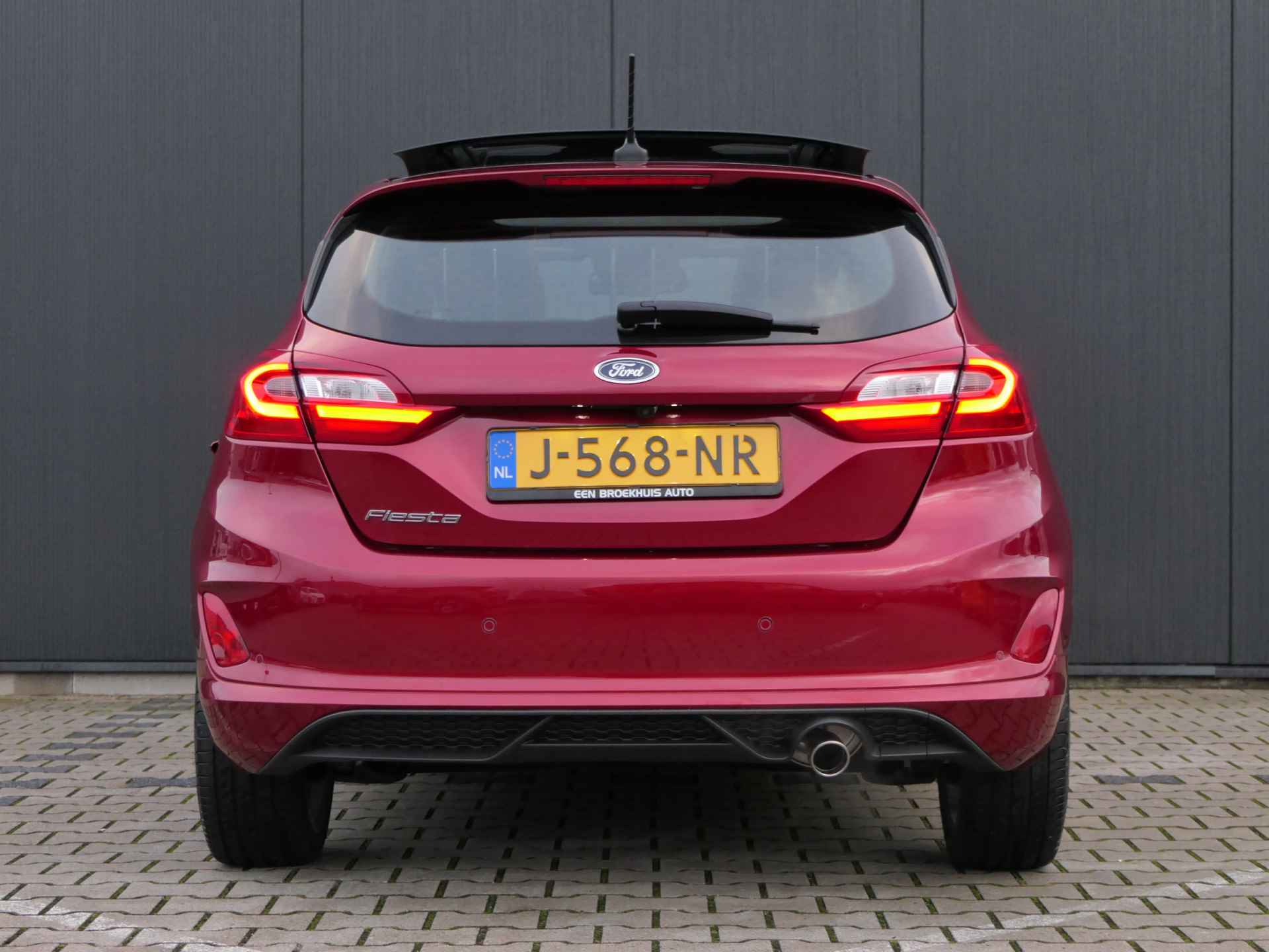 Ford Fiesta 1.0 EcoBoost ST-Line X | Adaptive cruise control | Airco | Winter pack | Camera achter | Schuif- kanteldak | B&O speakers | Appl - 11/36