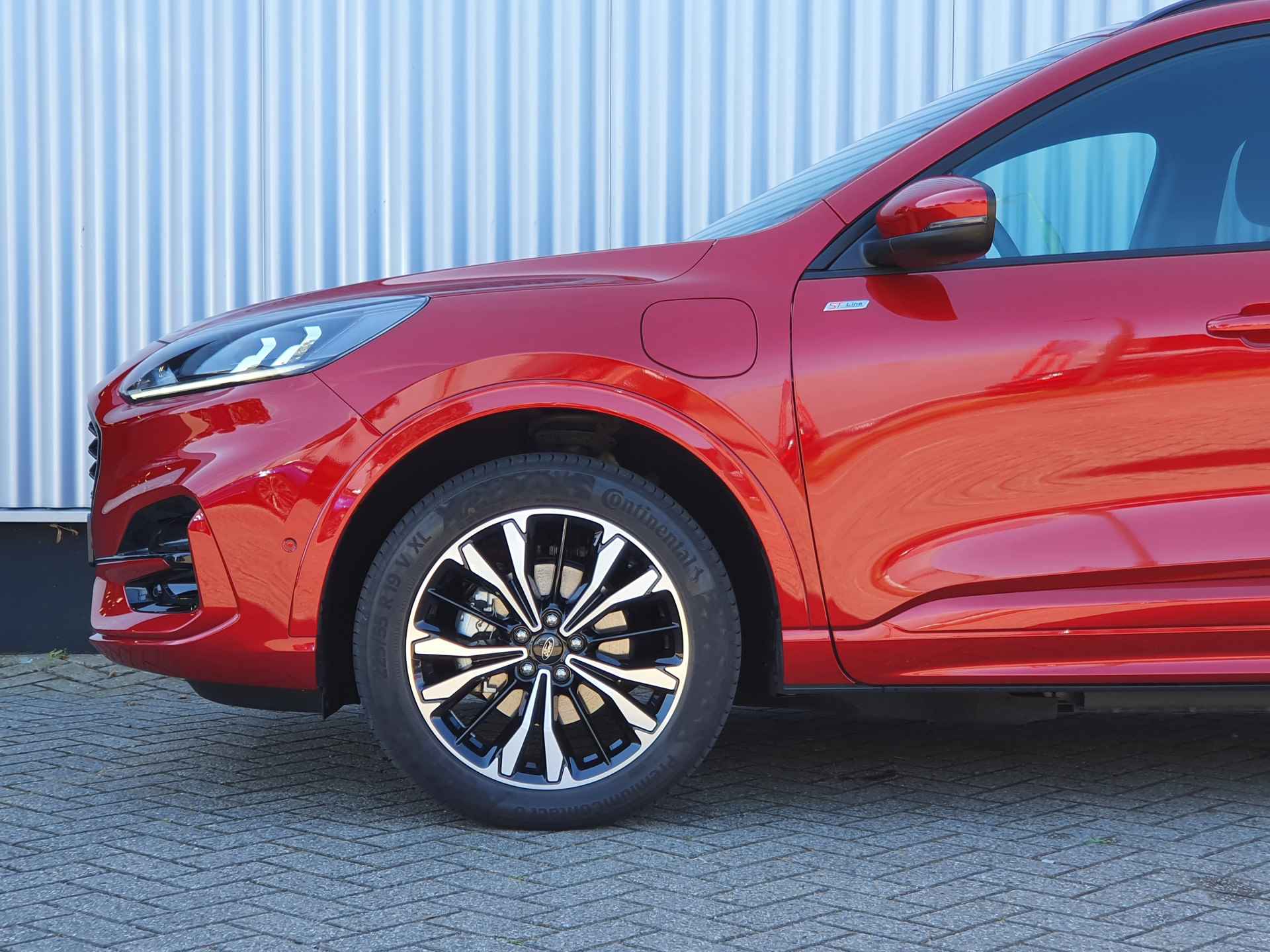 Ford Kuga 2.5 PHEV ST-Line | Stoelverwarming | Adaptieve Cruise | BLIS | 19 inch - 19/37