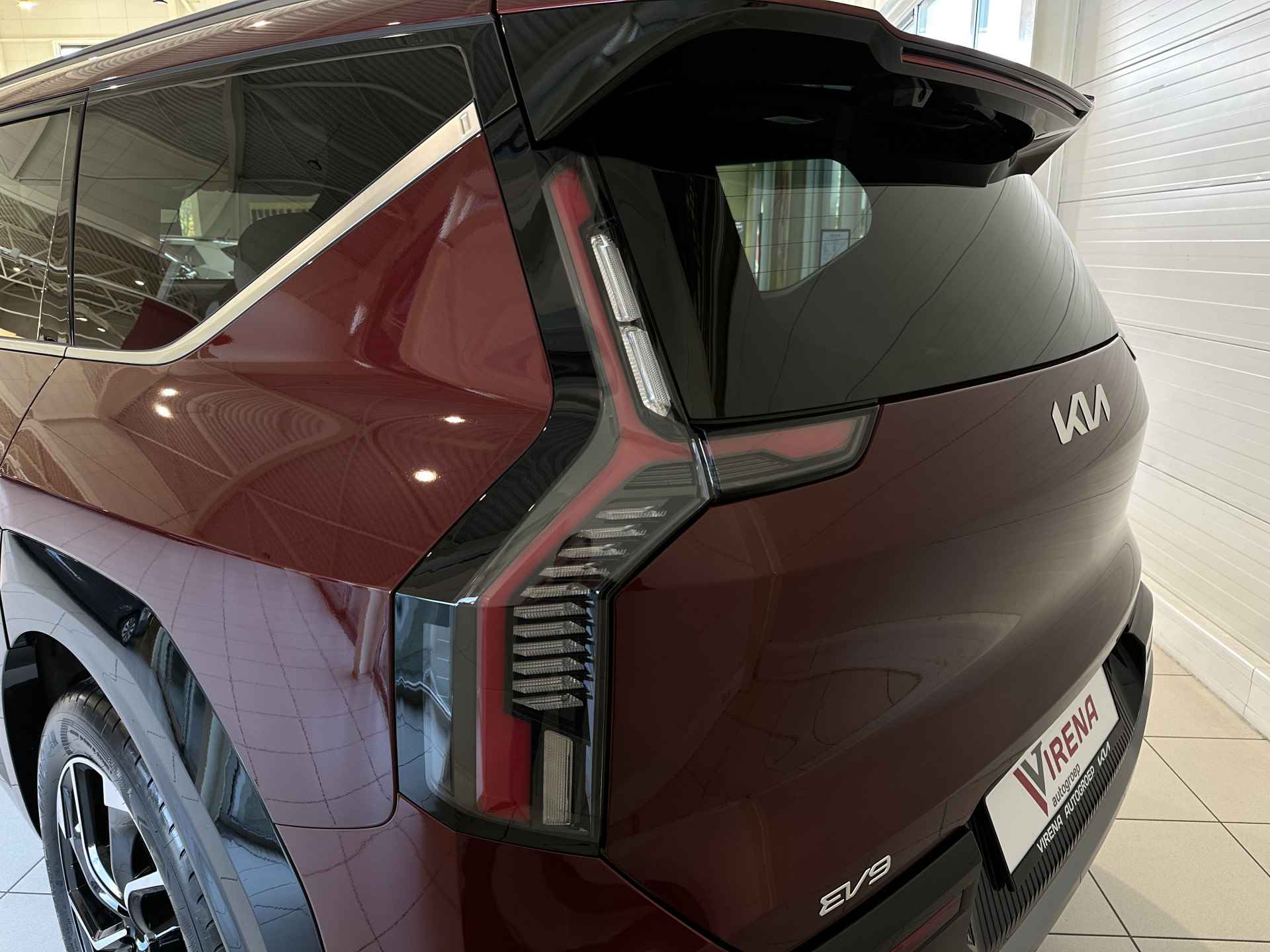 Kia EV9 Launch Edition 100 kWh - Exclusief Velgen - Head-up Display - Navigatie - Climate Control - Adaptief Cruise Control - Stoel/Stuur Verwarming - Stoel Verkoeling - Fabrieksgarantie Tot 2030 - 8/59