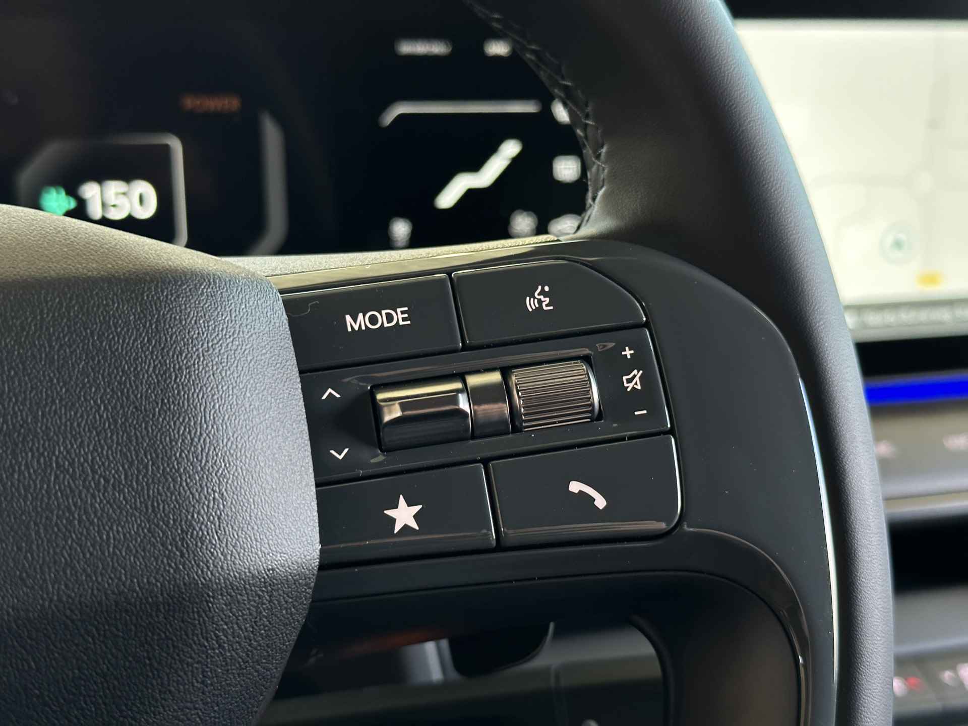 Kia EV9 Launch Edition 100 kWh - Exclusief Velgen - Head-up Display - Navigatie - Climate Control - Adaptief Cruise Control - Stoel/Stuur Verwarming - Stoel Verkoeling - Fabrieksgarantie Tot 2030 - 44/59