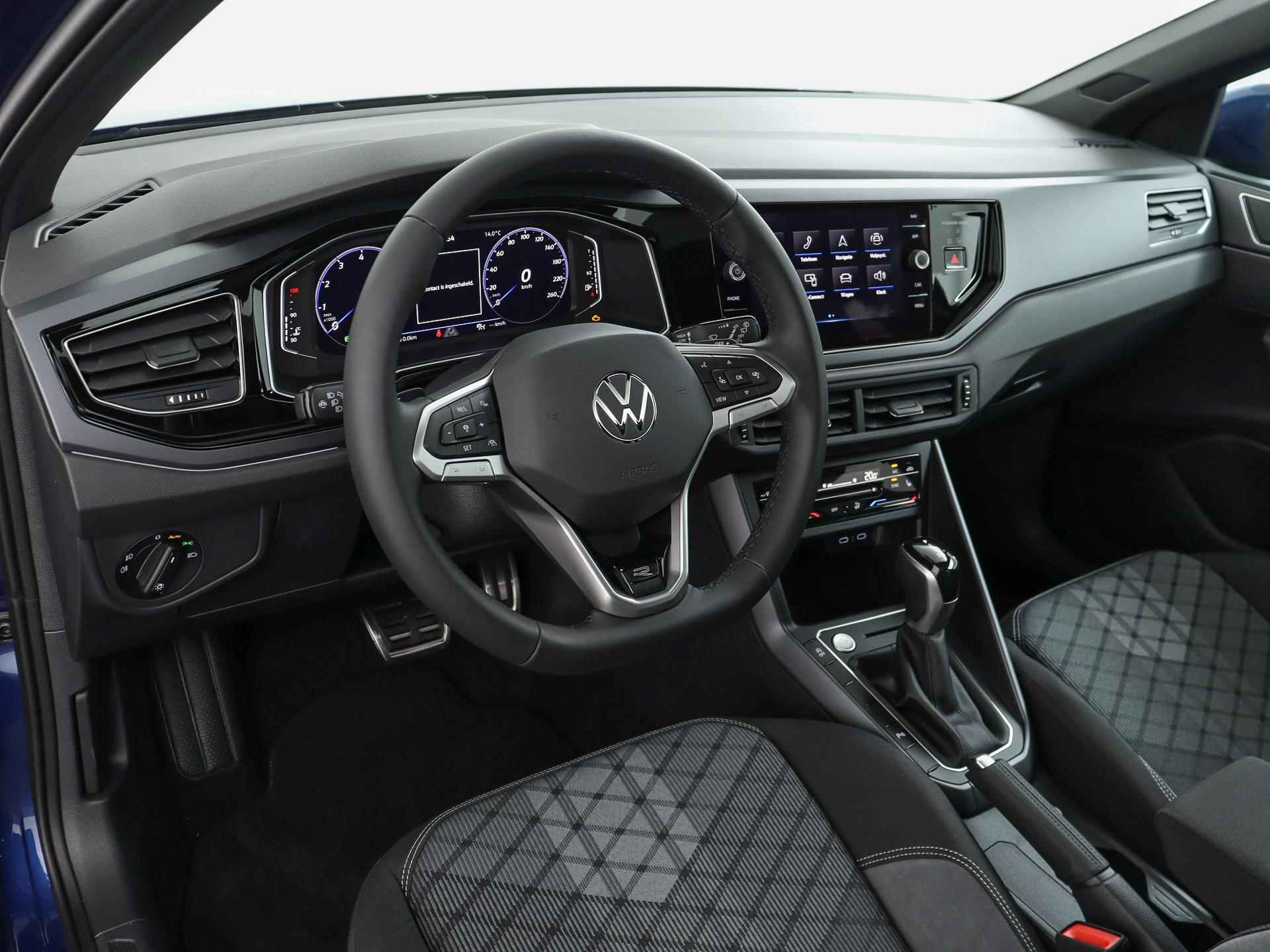 Volkswagen Taigo 1.5 TSI 150PK R-Line Business DSG | Pano.Dak | IQ.Light | Camera | Keyless | Navi | PDC | Virtual Display | 18" LM 'Misano' | Stoelverwarming | Getint Glas | - 4/57