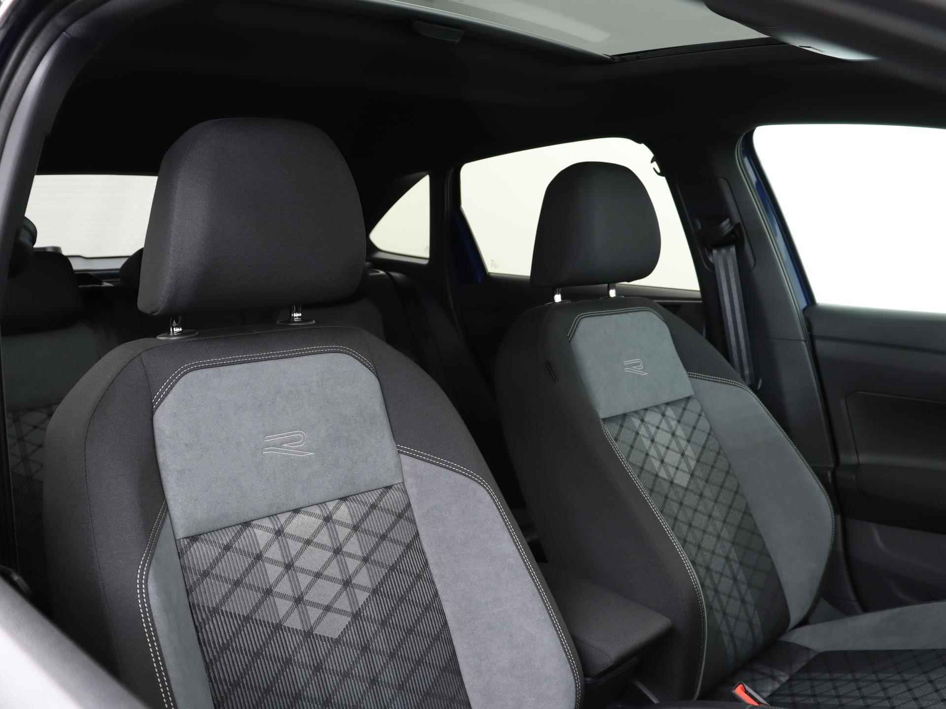 Volkswagen Taigo 1.5 TSI 150PK R-Line Business DSG | Pano.Dak | IQ.Light | Camera | Keyless | Navi | PDC | Virtual Display | 18" LM 'Misano' | Stoelverwarming | Getint Glas | - 25/57