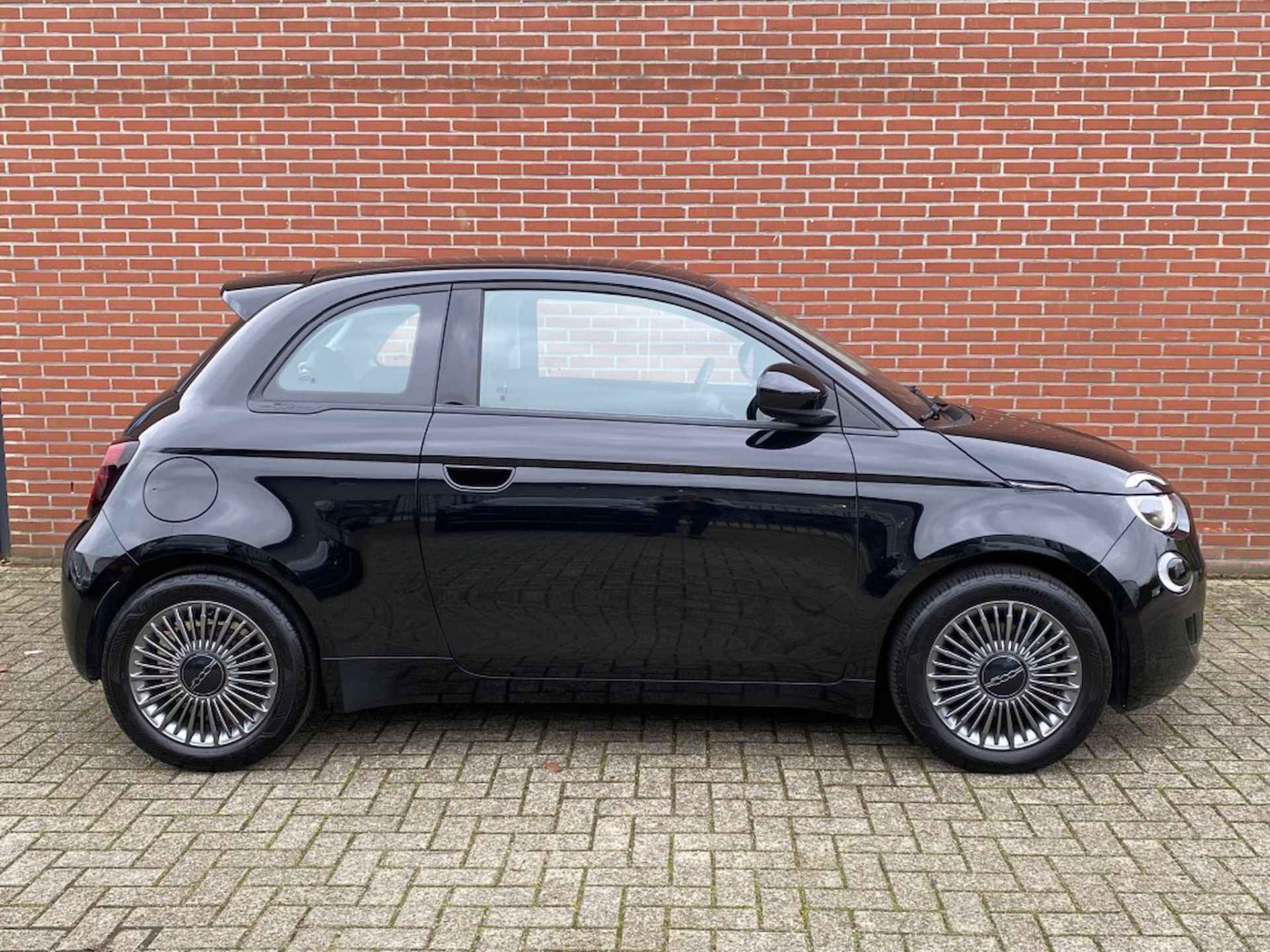 FIAT 500e ICON 42 KWH STOELVW COMFORT NAV CRUISE CARPLAY LMV - 20/23