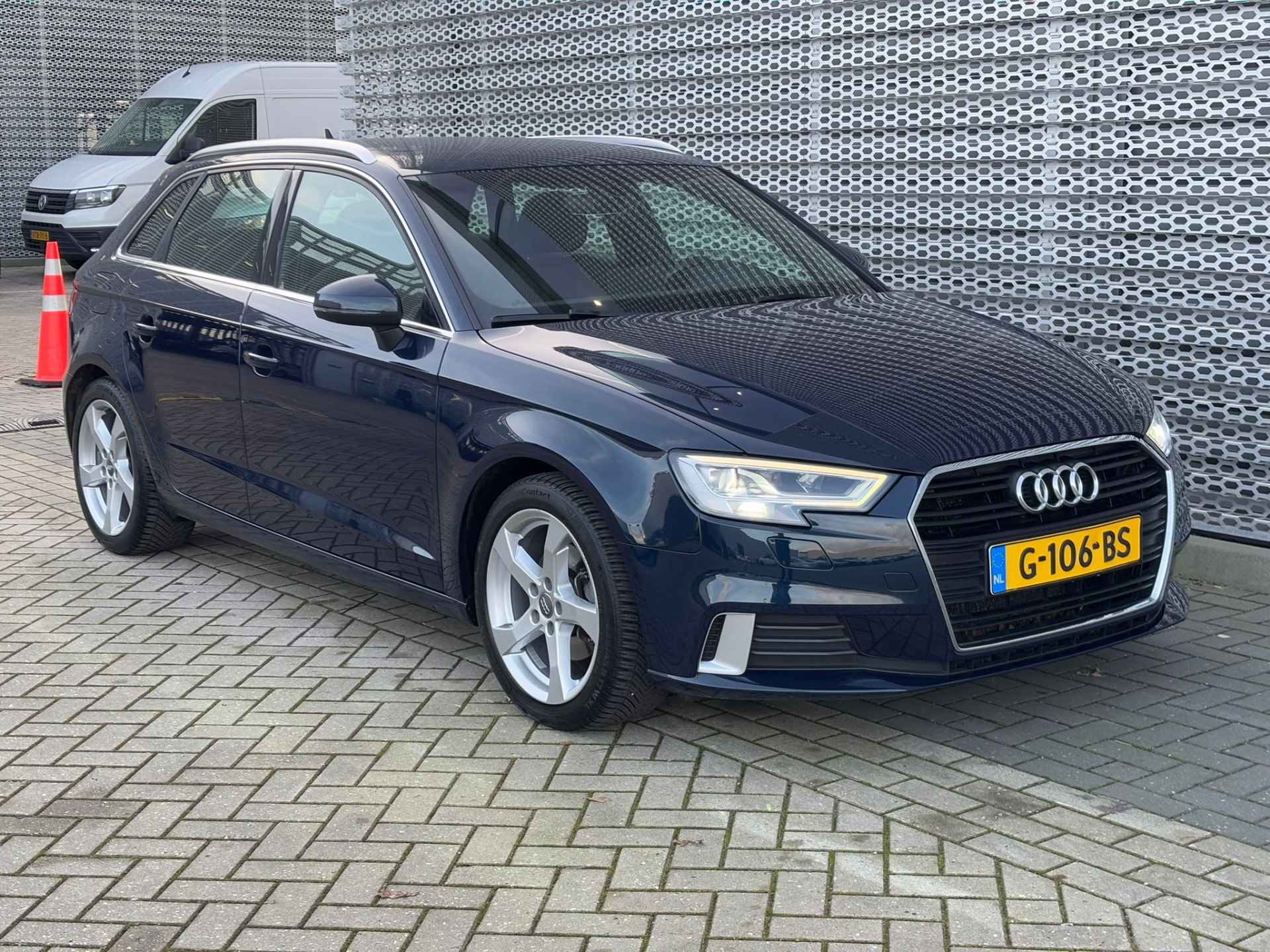 Audi A3 Sportback 35 TFSI CoD Advance / Digitale Cockpit / LED / Navigatie / 17" LMV P4 - 10/33