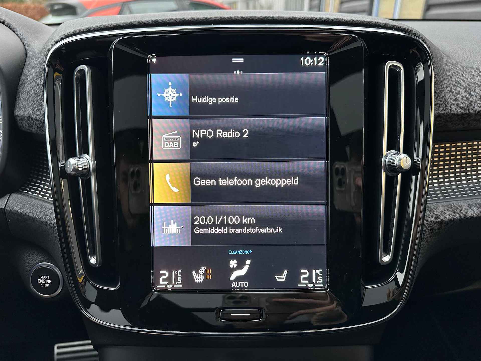 Volvo XC40 1.5 T4 211PK Recharge R-Design | NAVIGATIE| CAMERA| STOEL- EN STUURVERWARMING| ALCANTARA/LEDER| GLAZEN SCHUIFDAK| ELEKTRISCH VER - 19/44