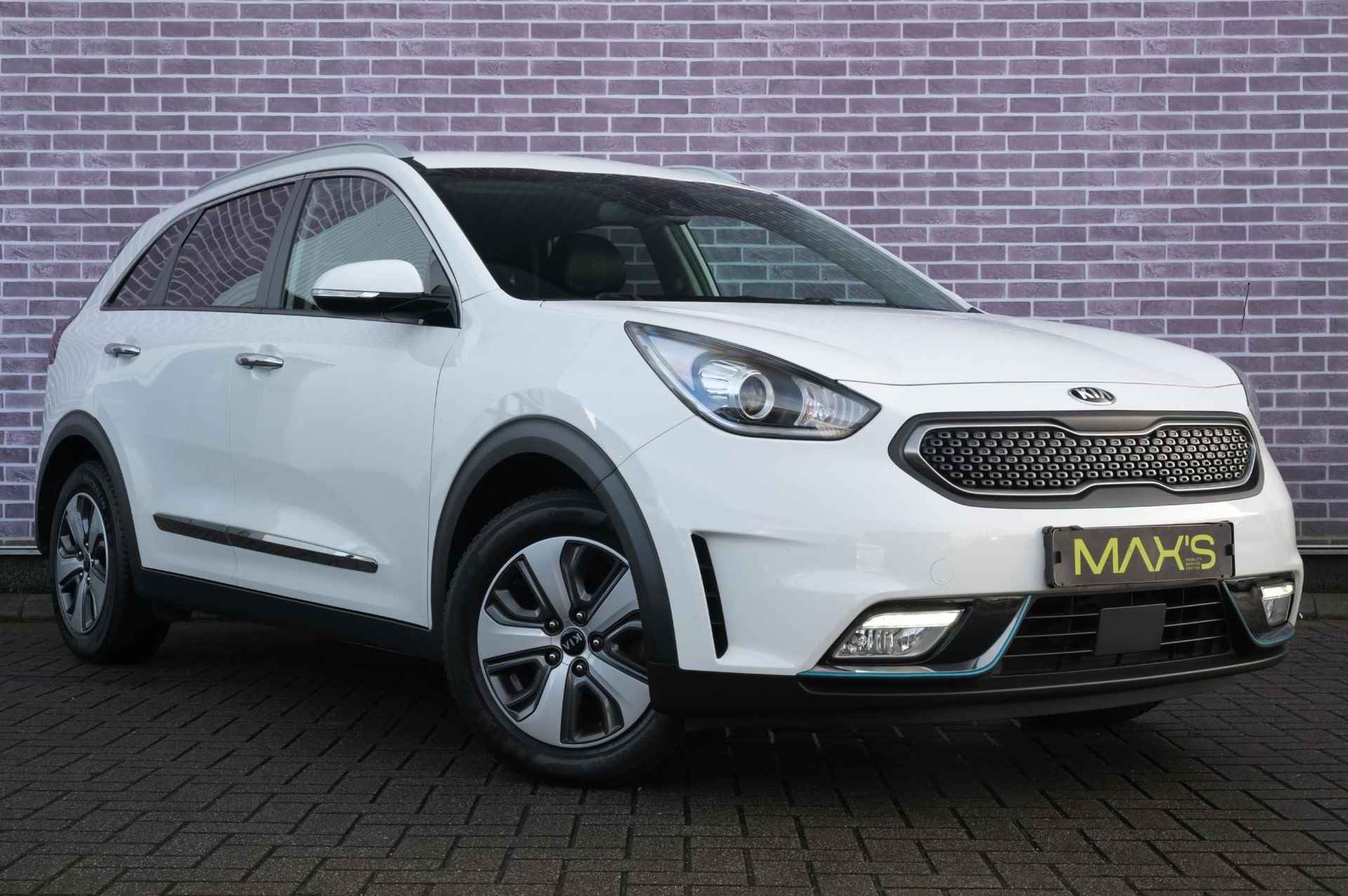 Kia Niro 1.6 GDi PHEV DynamicLine | Plug in Hybride| Navigatie | PDC + camera | Adaptieve cruise control | Half leder | Stoelverwarming - 14/37