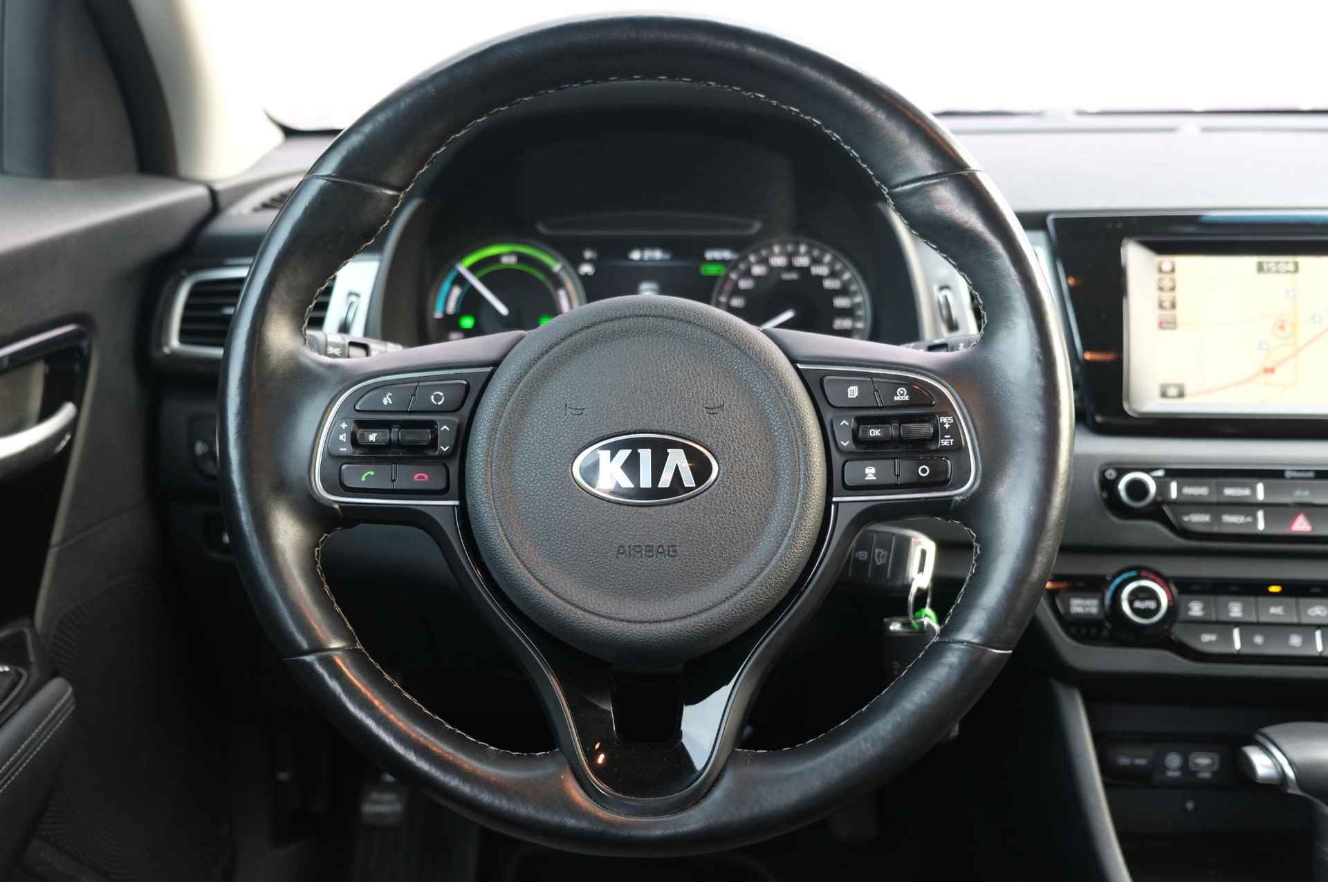 Kia Niro 1.6 GDi PHEV DynamicLine | Plug in Hybride| Navigatie | PDC + camera | Adaptieve cruise control | Half leder | Stoelverwarming - 31/37