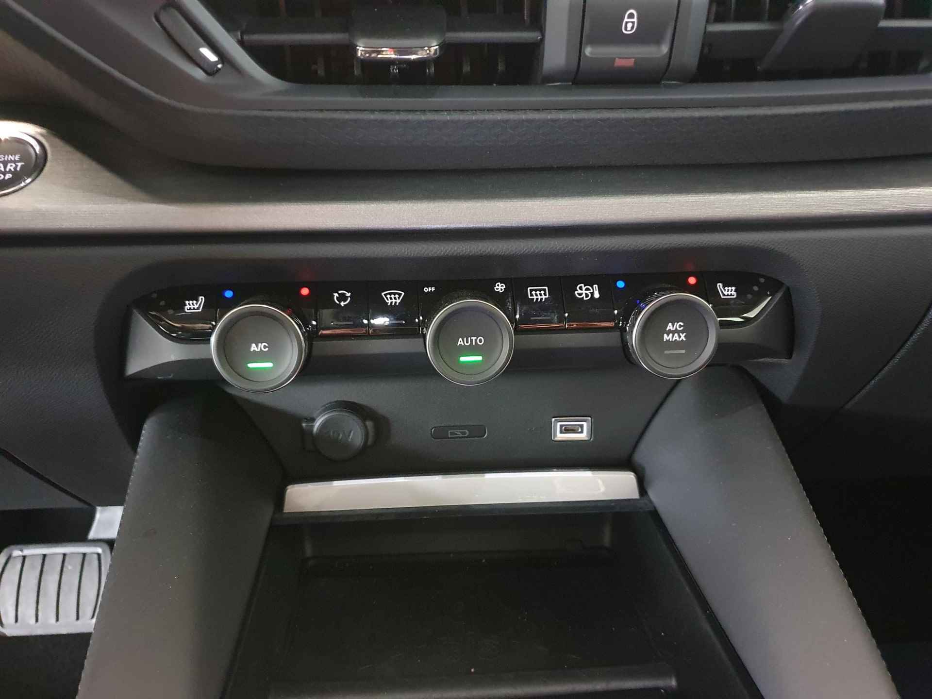 Citroen C5 X 1.6 Hybrid 225pk Business 1.6 Hybrid Business | Voorstoelen verwarmd | Adaptieve Cruise control | Apple Carplay/Android Auto - 22/30