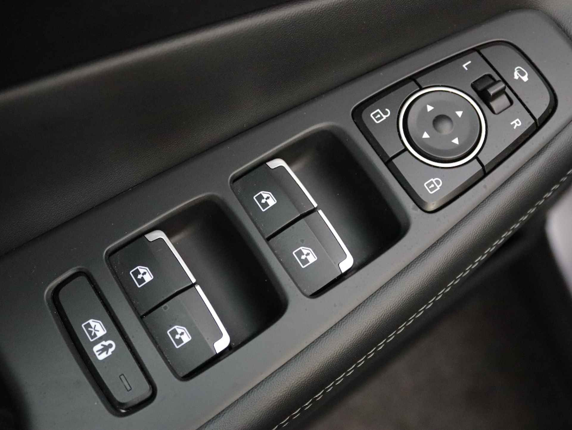 Hyundai Santa Fe 1.6 T-GDI HEV Premium | Automaat | Leder | Navigatie | - 21/38