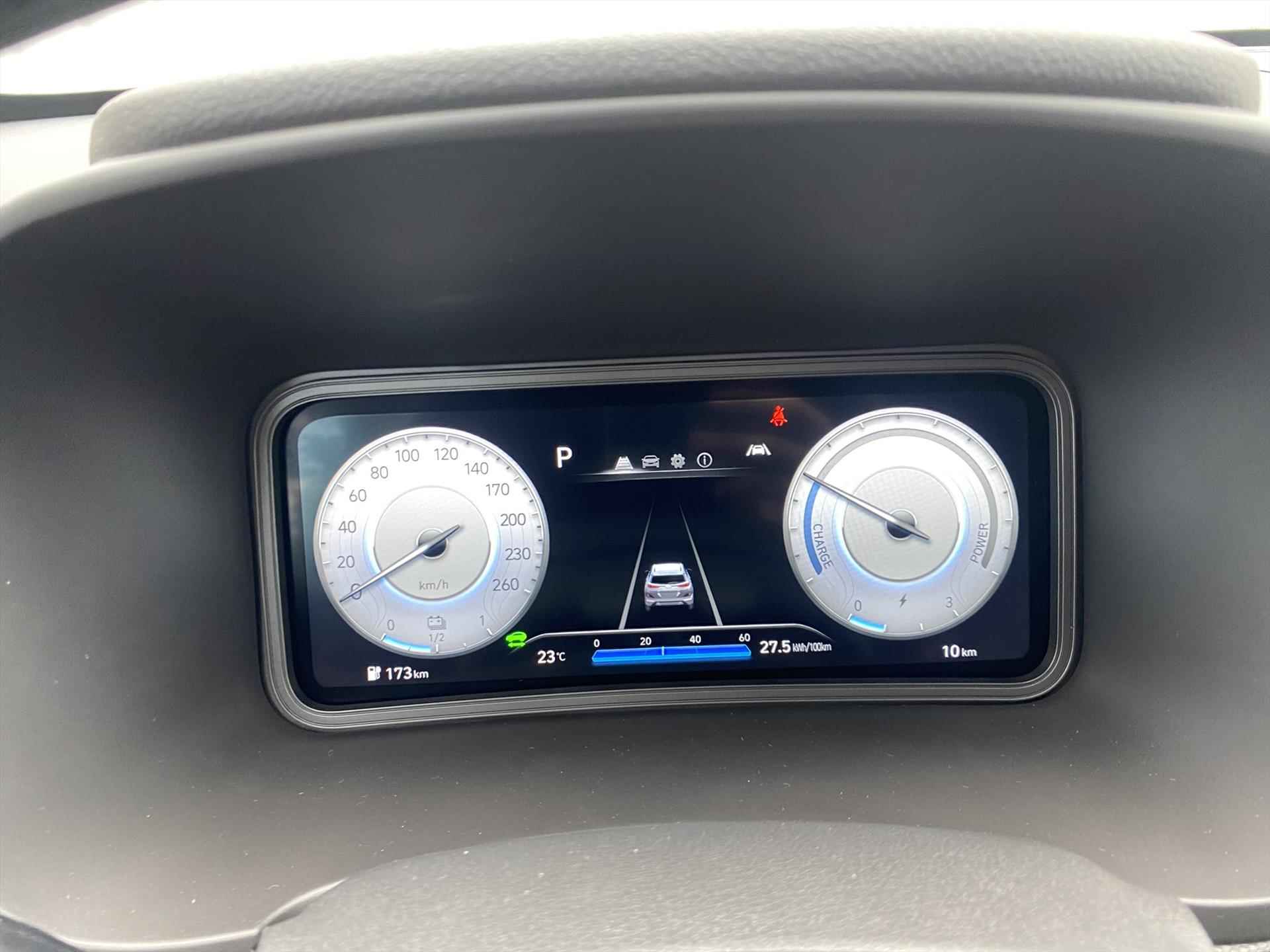 Hyundai Kona 64kWh Automaat  Pure | Navigatie | Camera | Parkeersensoren Achter | Climate Control | Cruise Control | Lichtmetalen Velgen | - 21/26
