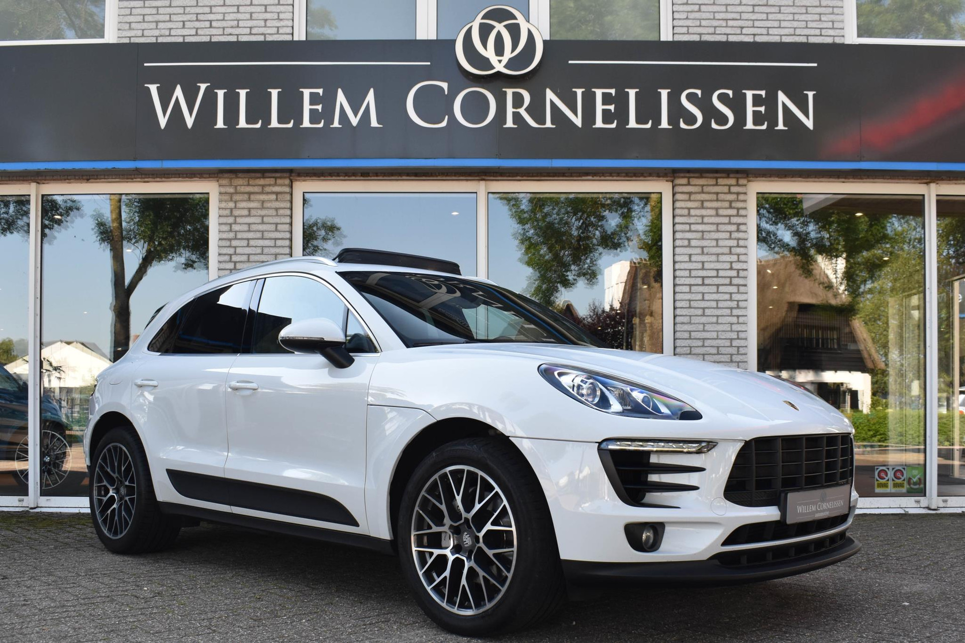 Porsche Macan 3.0 S Pano Luchtvering 360 Camera Leder Xenon