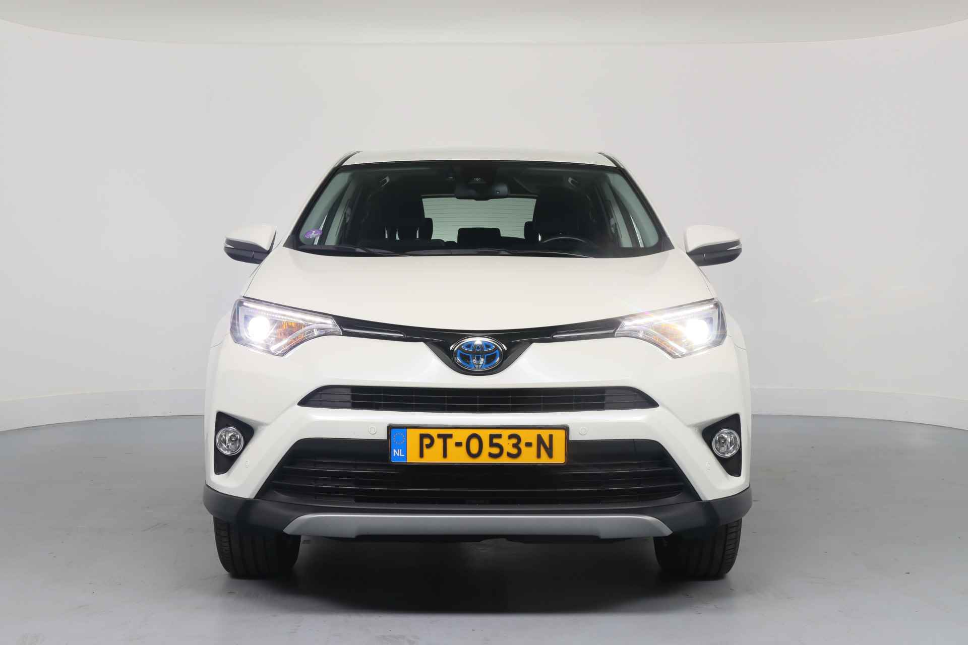 Toyota RAV4 2.5 Hybrid AWD Executive | Trekhaak 1650kg | Camera | Keyless | Climate Control | Led | Elektr Achterklep | Navigatie | Volledig - 3/40