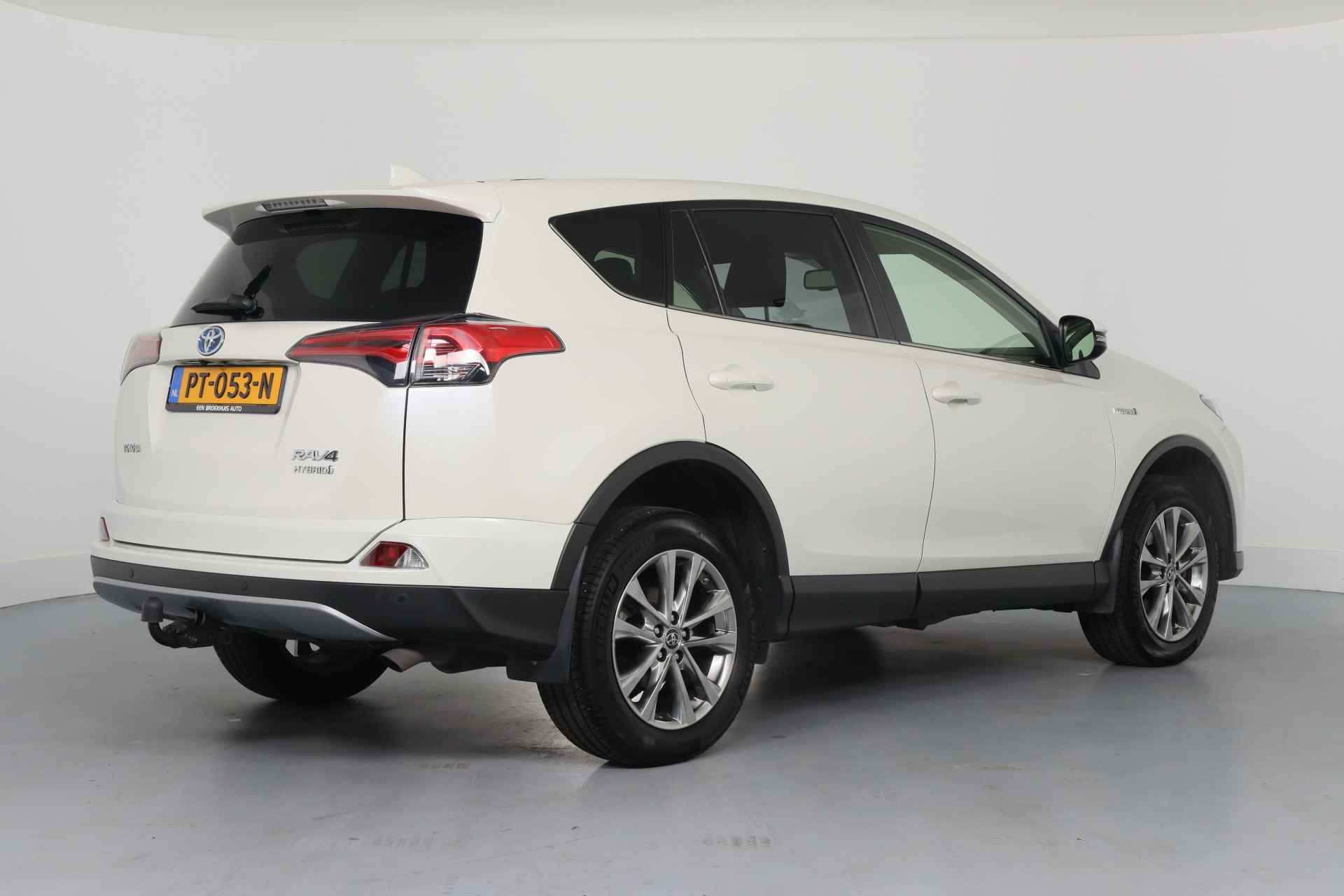 Toyota RAV4 2.5 Hybrid AWD Executive | Trekhaak 1650kg | Camera | Keyless | Climate Control | Led | Elektr Achterklep | Navigatie | Volledig - 6/40