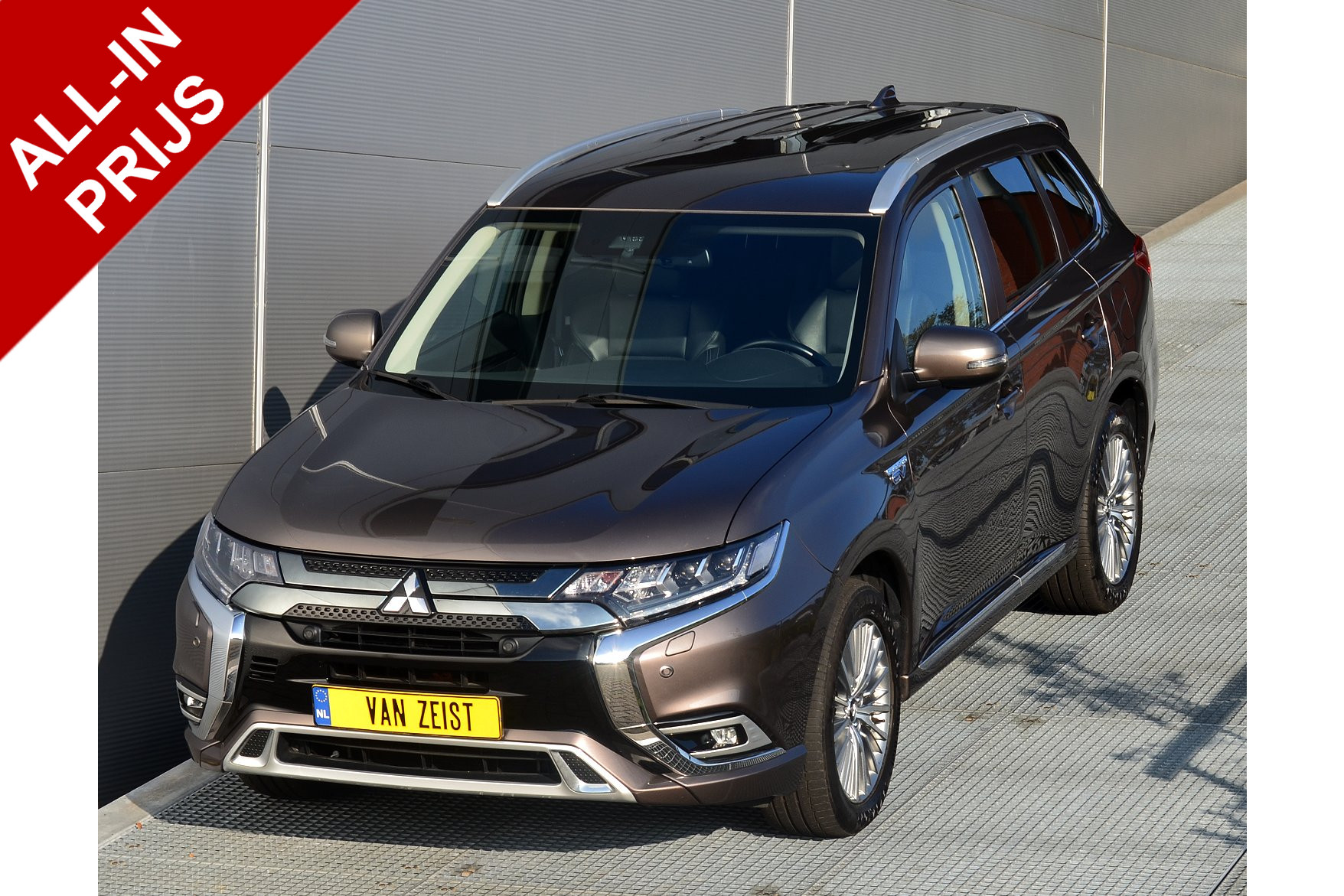 Mitsubishi Outlander PHEV 2.4 INTENSE PLUS 4WD | PLUG IN HYBRID | V2G | ADAPTIEF CRUISE | MY2020 | ALL IN RIJKLAARPRIJS