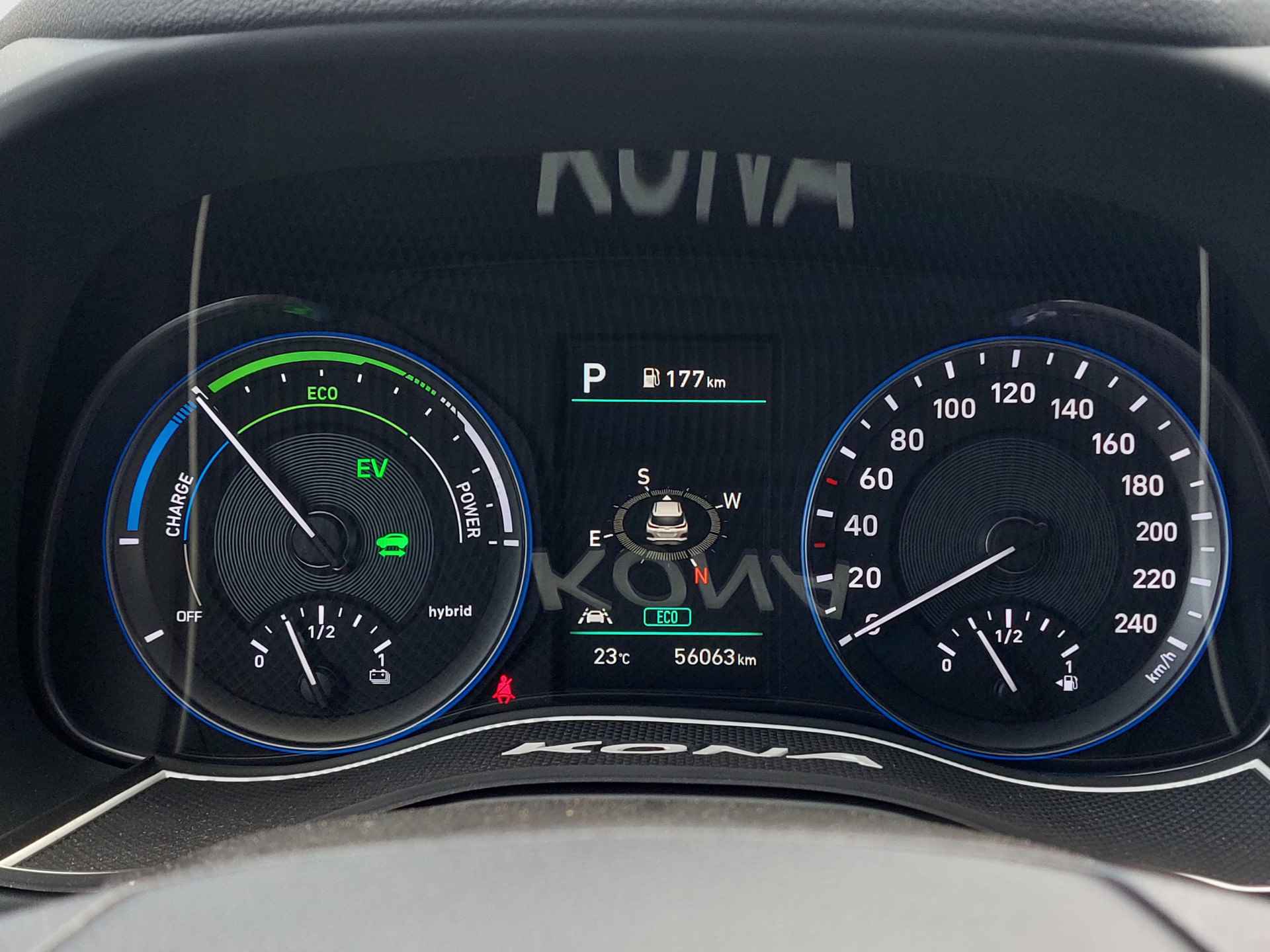 Hyundai KONA 1.6 GDI HEV Premium / Leer / Navigatie / Camera - 17/32