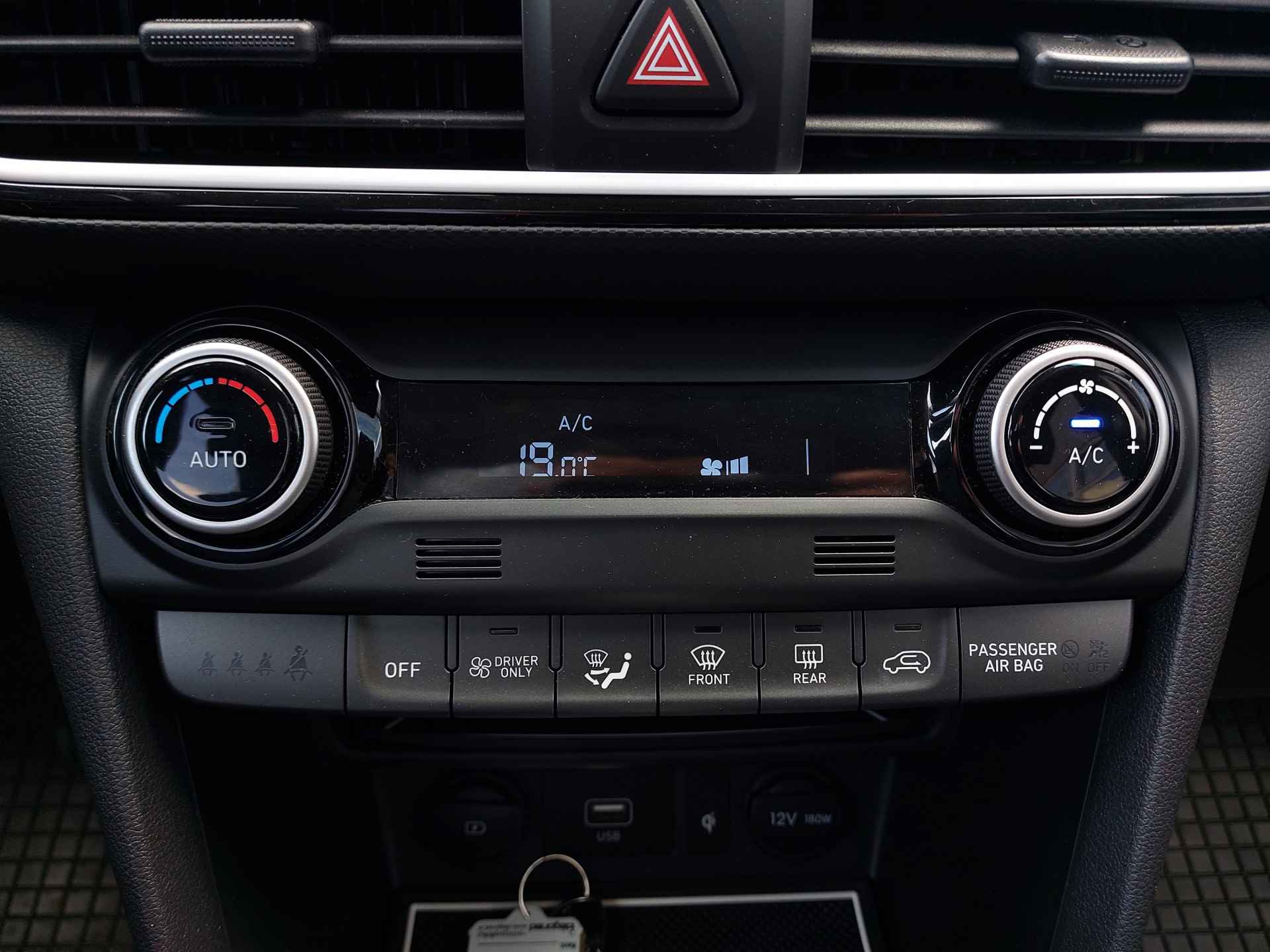 Hyundai KONA 1.6 GDI HEV Premium / Leer / Navigatie / Camera - 20/32