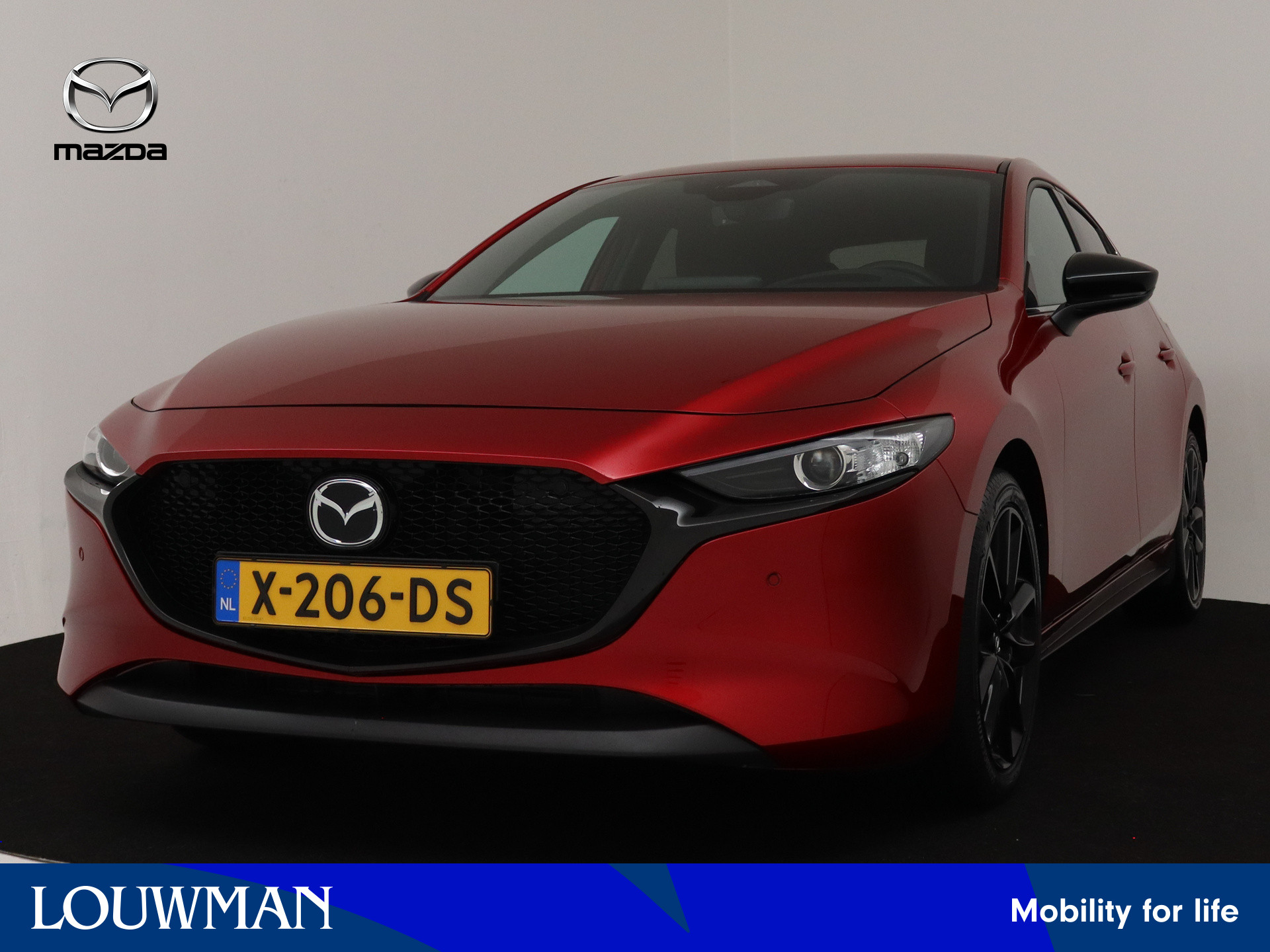 Mazda 3 2.0 e-SkyActiv-X M Hybrid 186 Homura | Carplay | Camera | bij viaBOVAG.nl