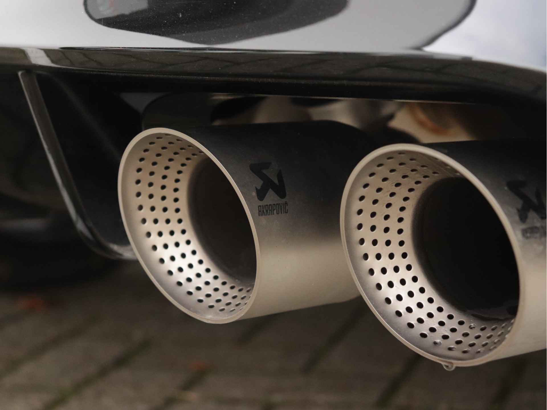 Volkswagen Golf 2.0 TSI R 4Motion | Akrapovic | R-Performance | Pano | Dynamic chassis | Leder | Harman/Kardon | Head-up | - 7/82