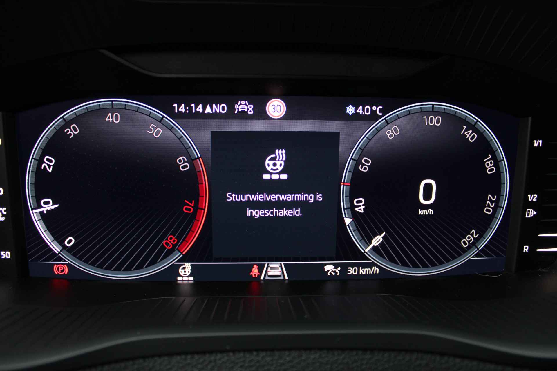 Škoda Karoq 1.0 TSI Business Edition | Camera | Adaptieve Cruise | Elektr. Achterklep | Digitale Cockpit - 15/51