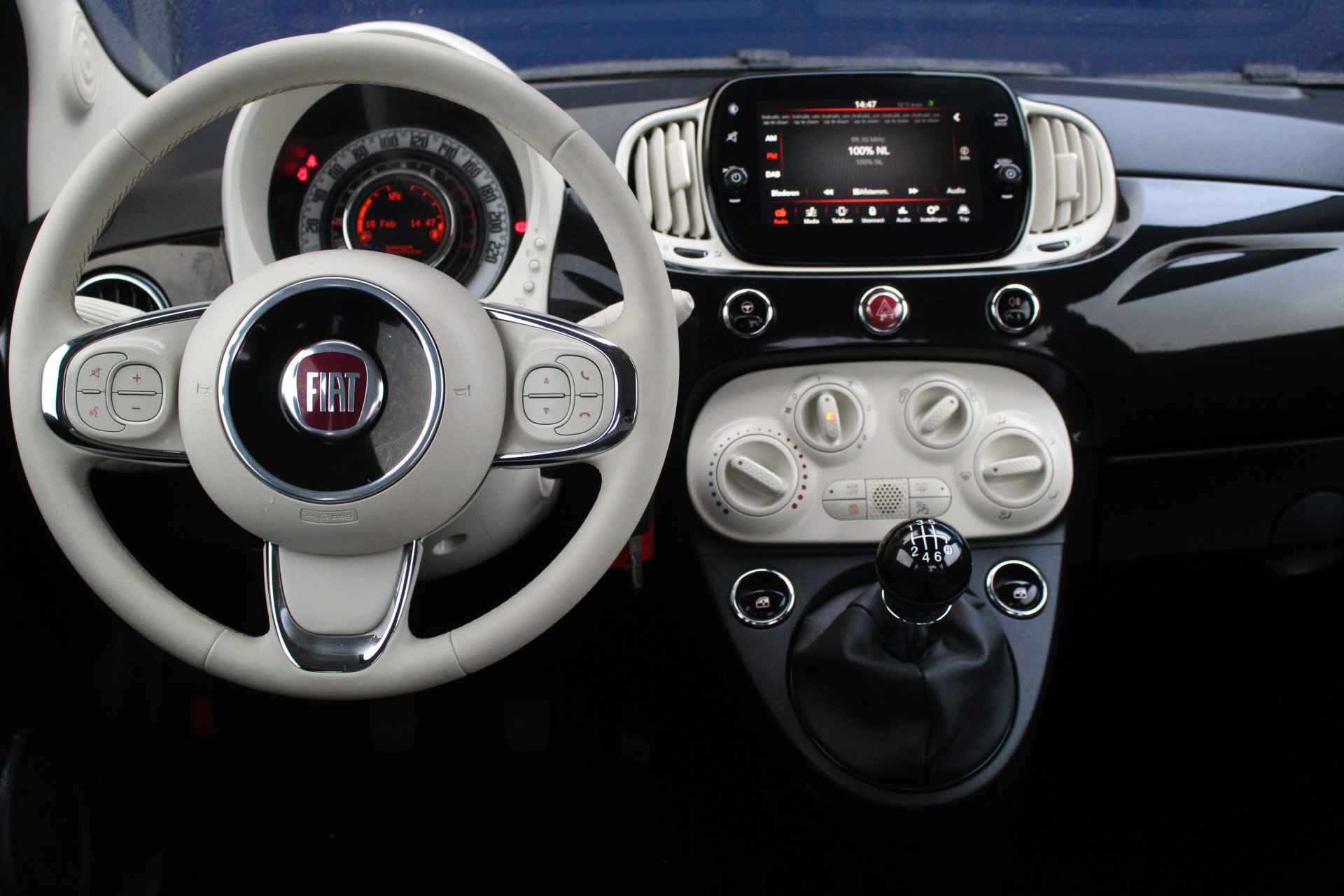 Fiat 500 1.0 Hybrid Lounge 70PK | Airco Cruise C. Vision pakket | Park Assitst | Regen & Lichtsensor | 15" Licht met. velgen | Elec. rame - 10/36