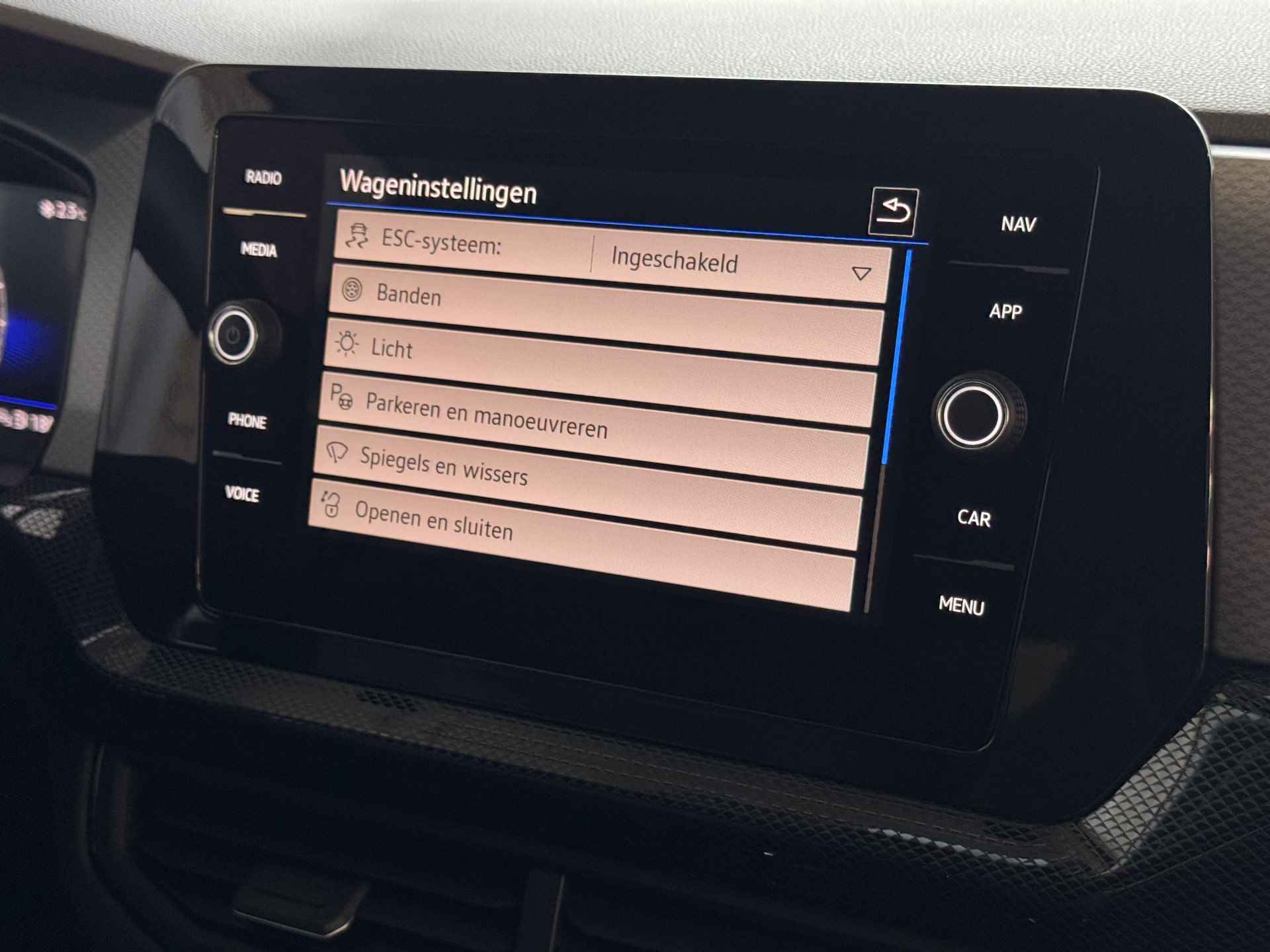 Volkswagen T-Cross ✅DE VERNIEUWDE T-CROSS✅ 1.5 150PK LED V+A CAMERA DIG.COCKPIT PRO STOEVERW KEYLESS P-ASSIST NIEUWE AUTO . NIEUWE MODEL - 39/81