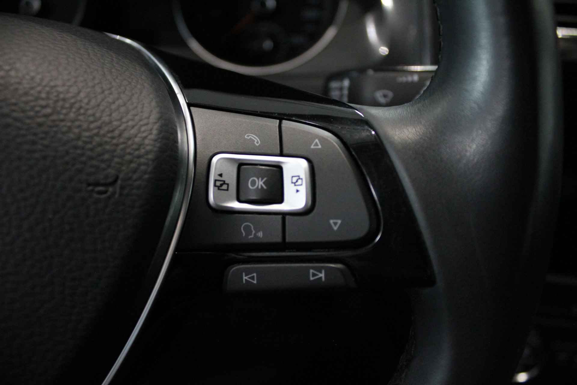 Volkswagen GOLF Variant 1.6 TDI Comfortline | Navigatie | Achteruitrijcamera | - 14/21
