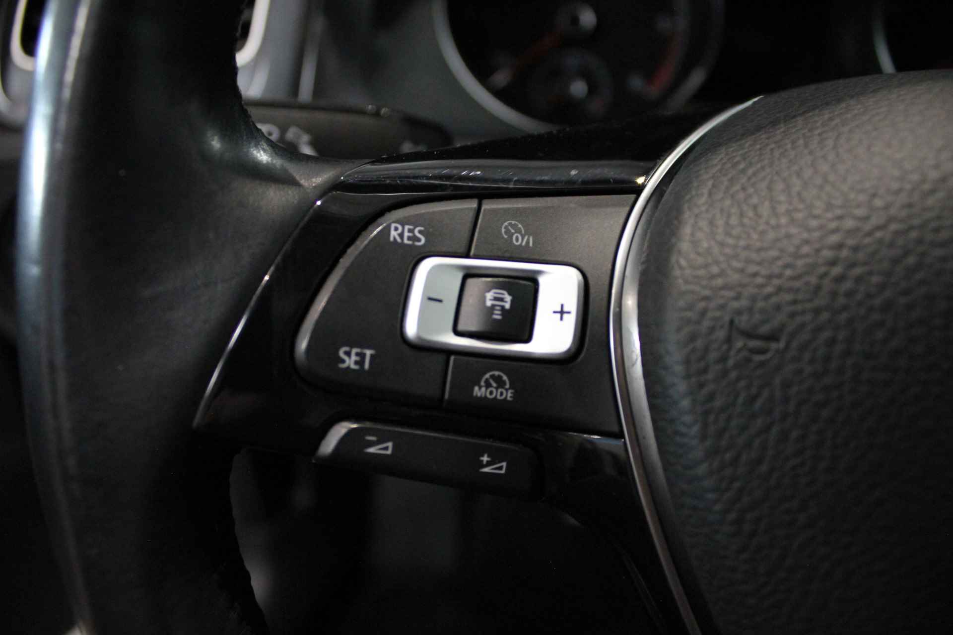 Volkswagen GOLF Variant 1.6 TDI Comfortline | Navigatie | Achteruitrijcamera | - 15/21