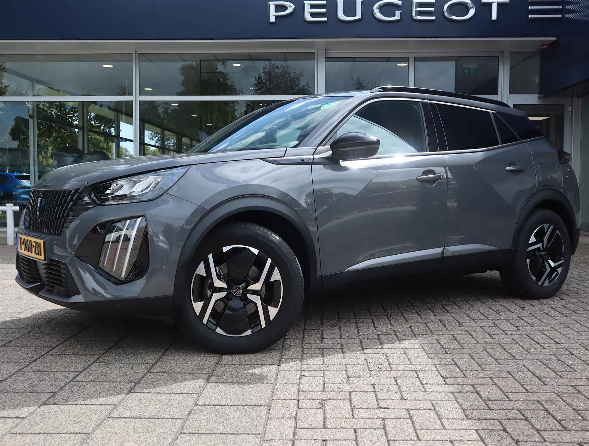 PEUGEOT e-2008 SUV Allure EV 54kWh 156pk, Rijklaarprijs, Navigatie Adaptieve cruise Camera voor en achter - 3/64