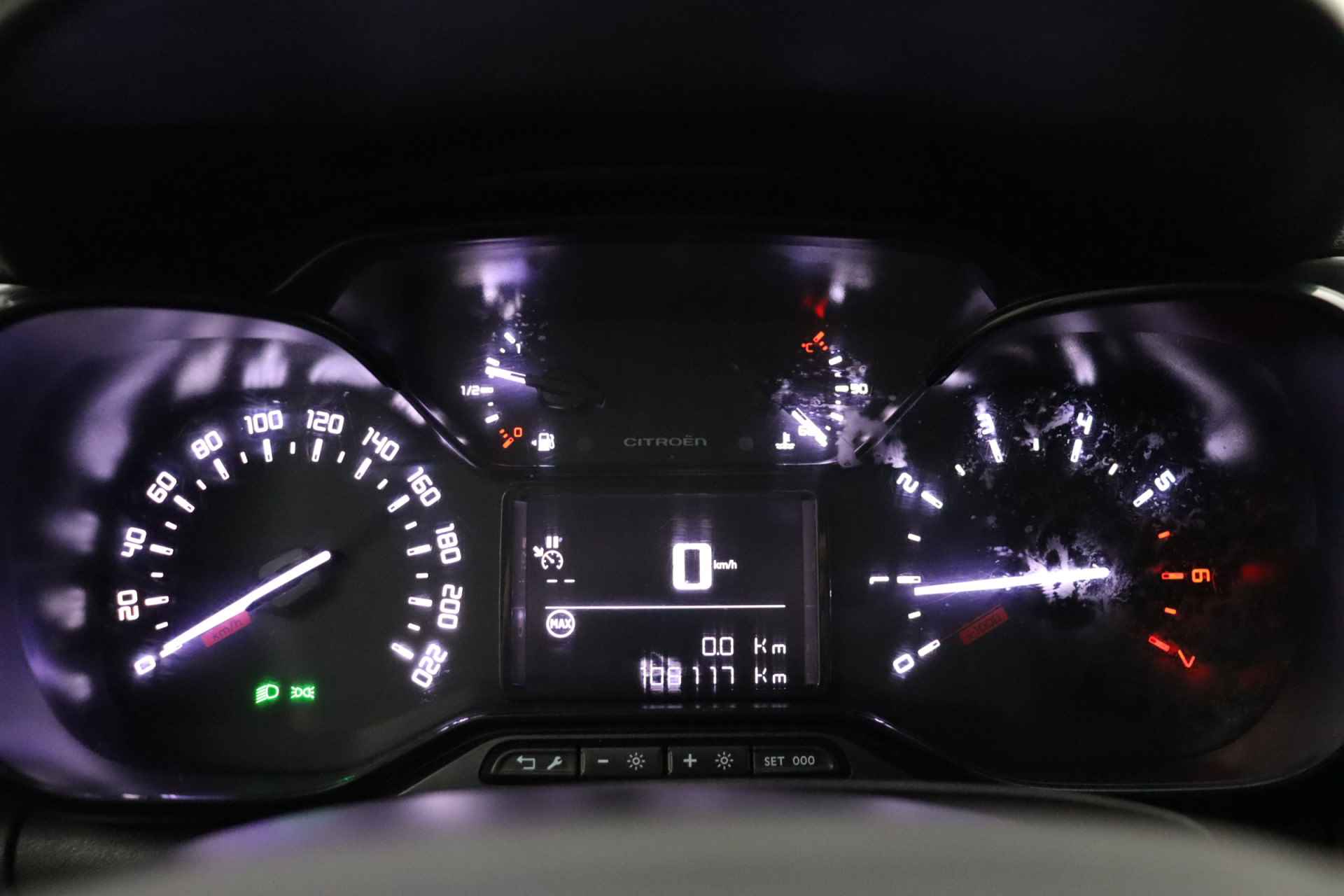 Citroën C3 1.2 PureTech Feel | Navigatie | 4-Seizoensbanden | Apple carplay | Cruise control - 5/29