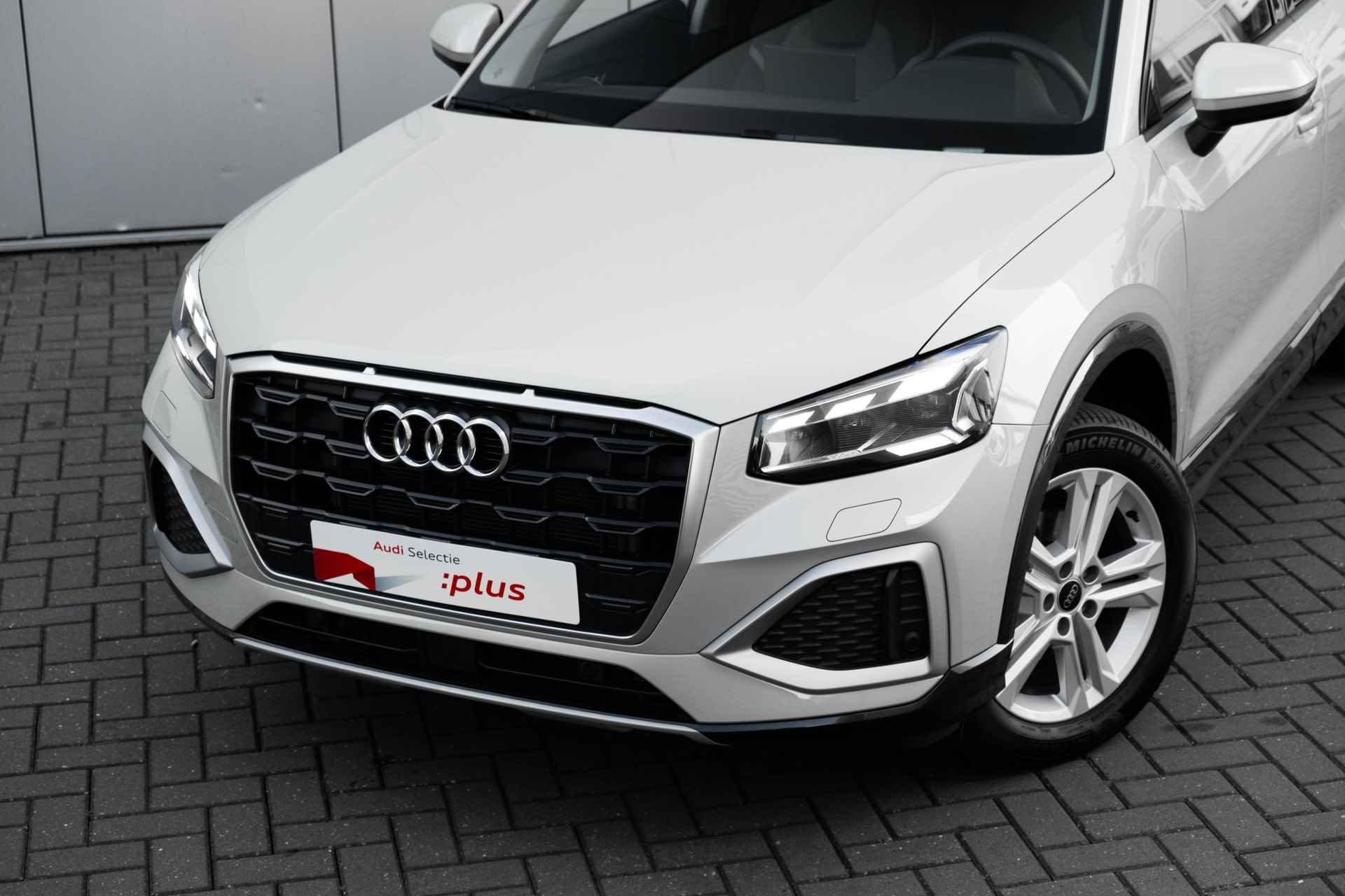 Audi Q2 35 TFSI S-Tronic | Advanced edition | Matrix LED Koplampen | Adaptive cruise control | Stoelverwarming | Parkeersensoren voor + - 16/49