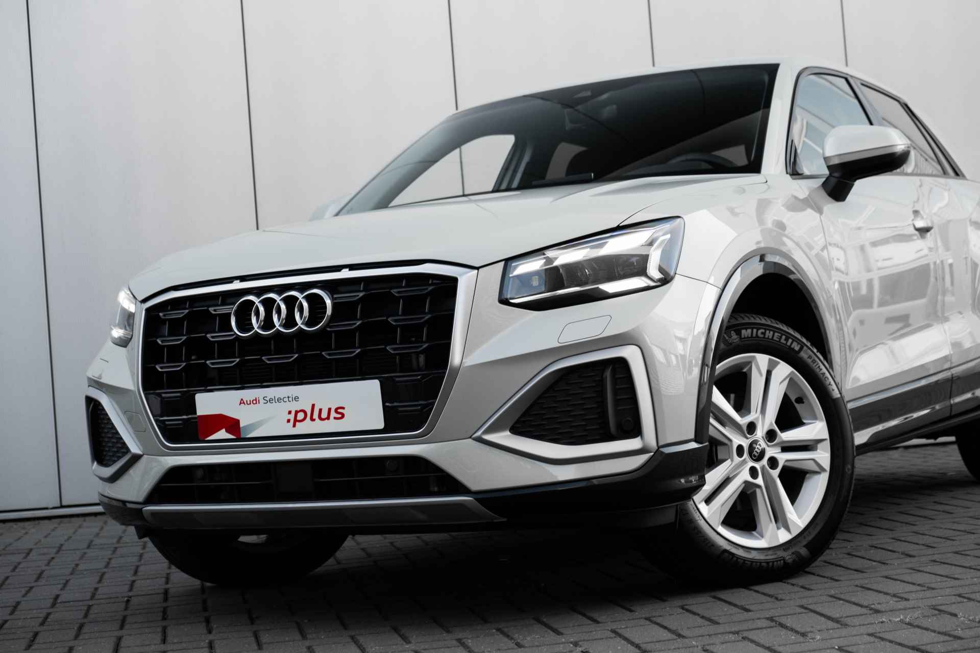 Audi Q2 35 TFSI S-Tronic | Advanced edition | Matrix LED Koplampen | Adaptive cruise control | Stoelverwarming | Parkeersensoren voor + - 17/49