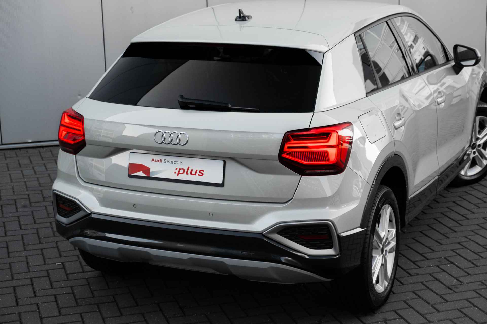 Audi Q2 35 TFSI S-Tronic | Advanced edition | Matrix LED Koplampen | Adaptive cruise control | Stoelverwarming | Parkeersensoren voor + - 18/49