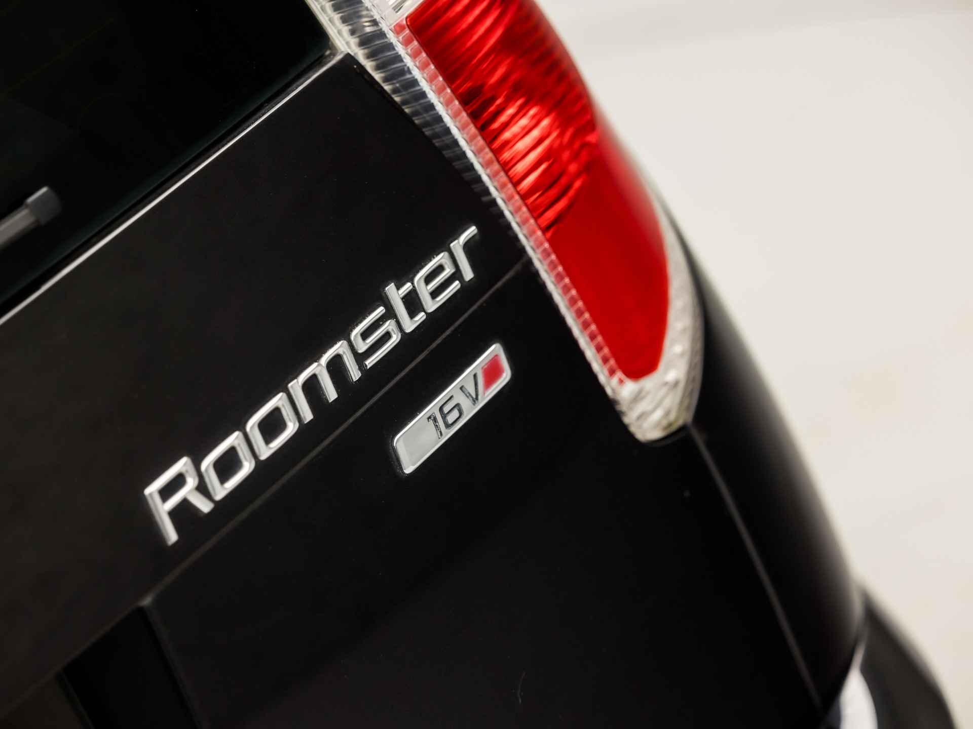 Škoda Roomster 1.6-16V Style (YOUNGTIMER, CLIMATE, NAP, ARMSTEUN, CRUISE, SPORTSTOELEN, NIEUWE APK, GETINT GLAS, LM VELGEN, NIEUWSTAAT) - 22/29