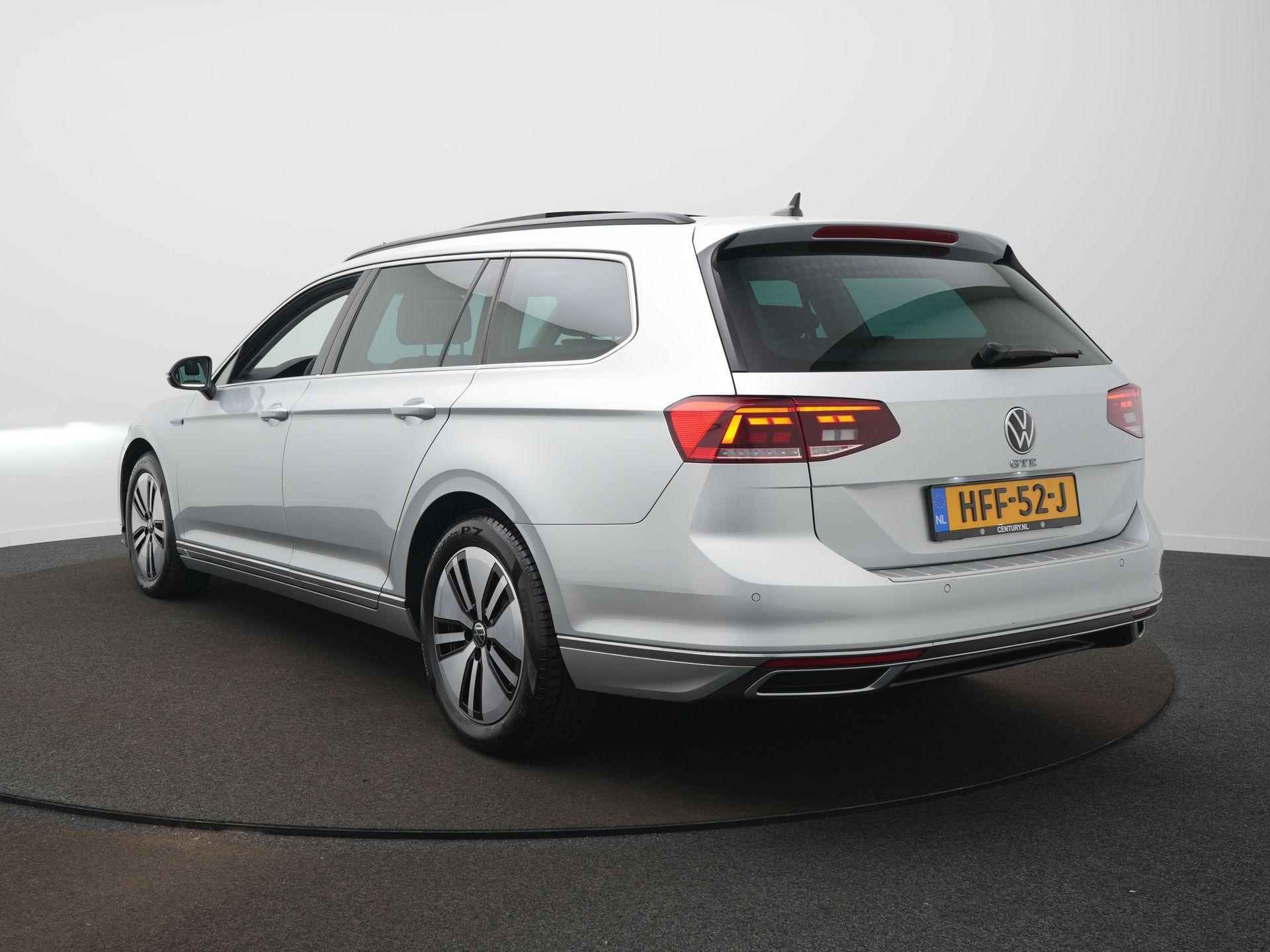 Volkswagen Passat Variant 1.4 TSI PHEV GTE Business / Panodak / Virtual / Elek. Stoelen / Camera - 7/61