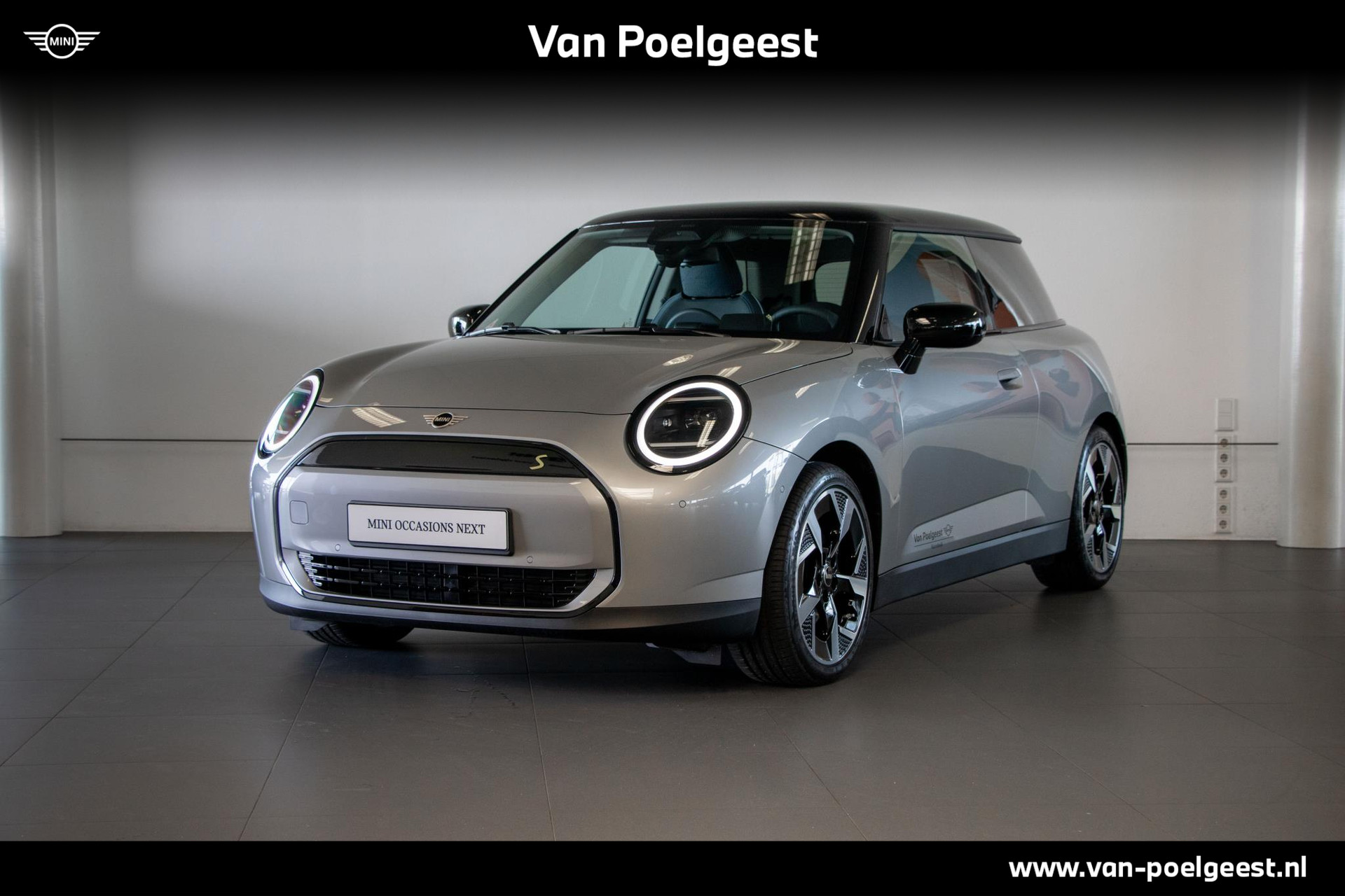 MINI Electric Cooper SE 54.2 kWh | Glazen Panoramadak | Comfort Access | Stoelverwarming | Headup Display