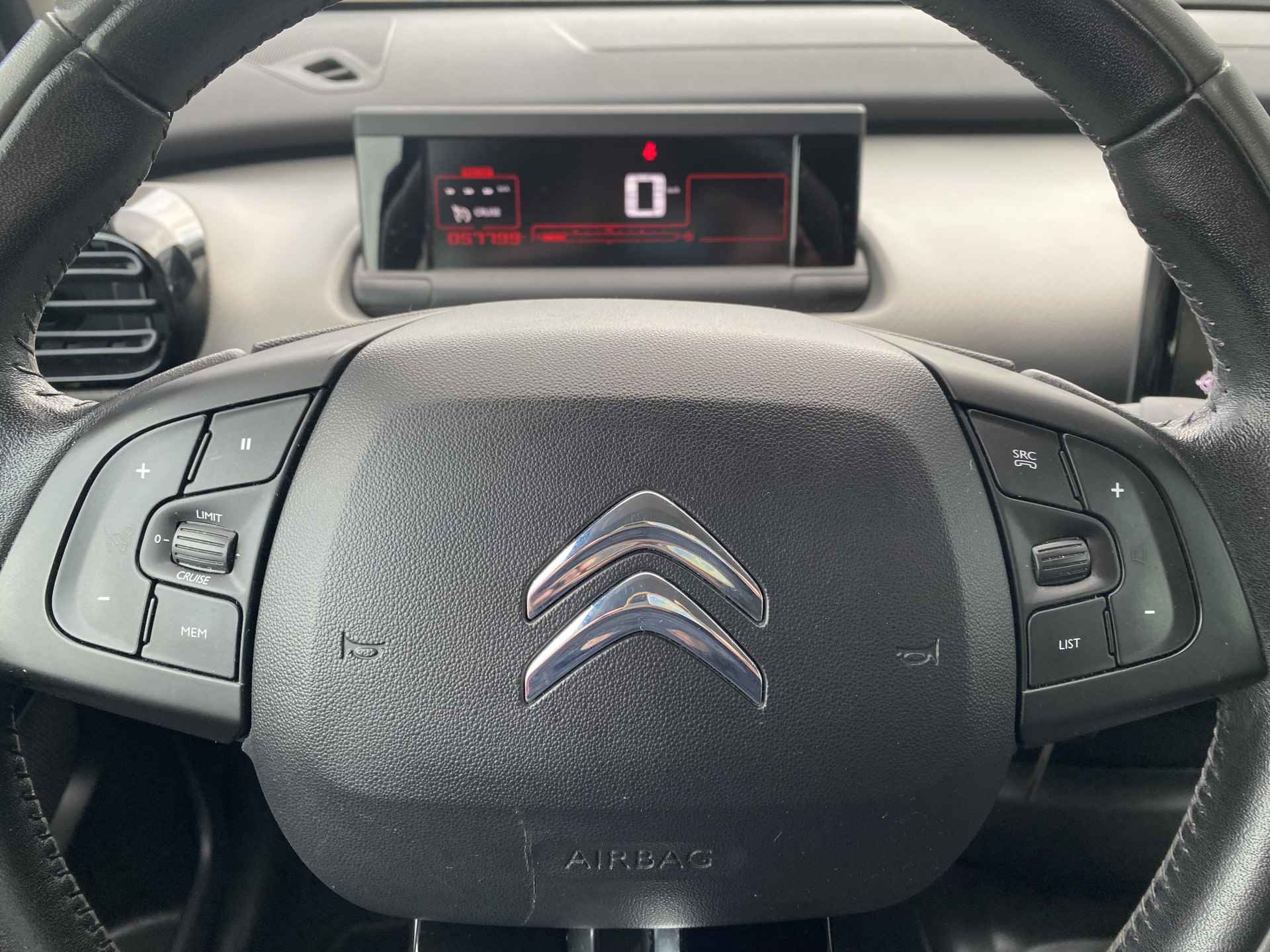 Citroën C4 Cactus 1.2 PureTech Shine Navigatie, Climate contr, Parkeersens, 57.000 KM..!! - 21/26