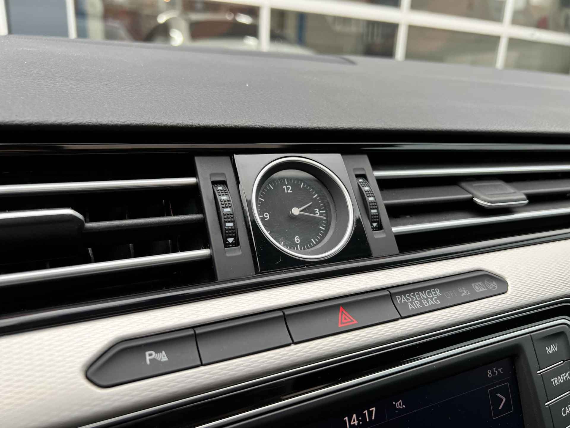 Volkswagen Passat 1.4 TSI GTE Connected Series Plus Apple Carplay, Panorama dak, Virtual Cockpit, Leder/Alcantara, Stoelverwarming, ACC, Dual Climate Control (MET GARANTIE*) - 24/35