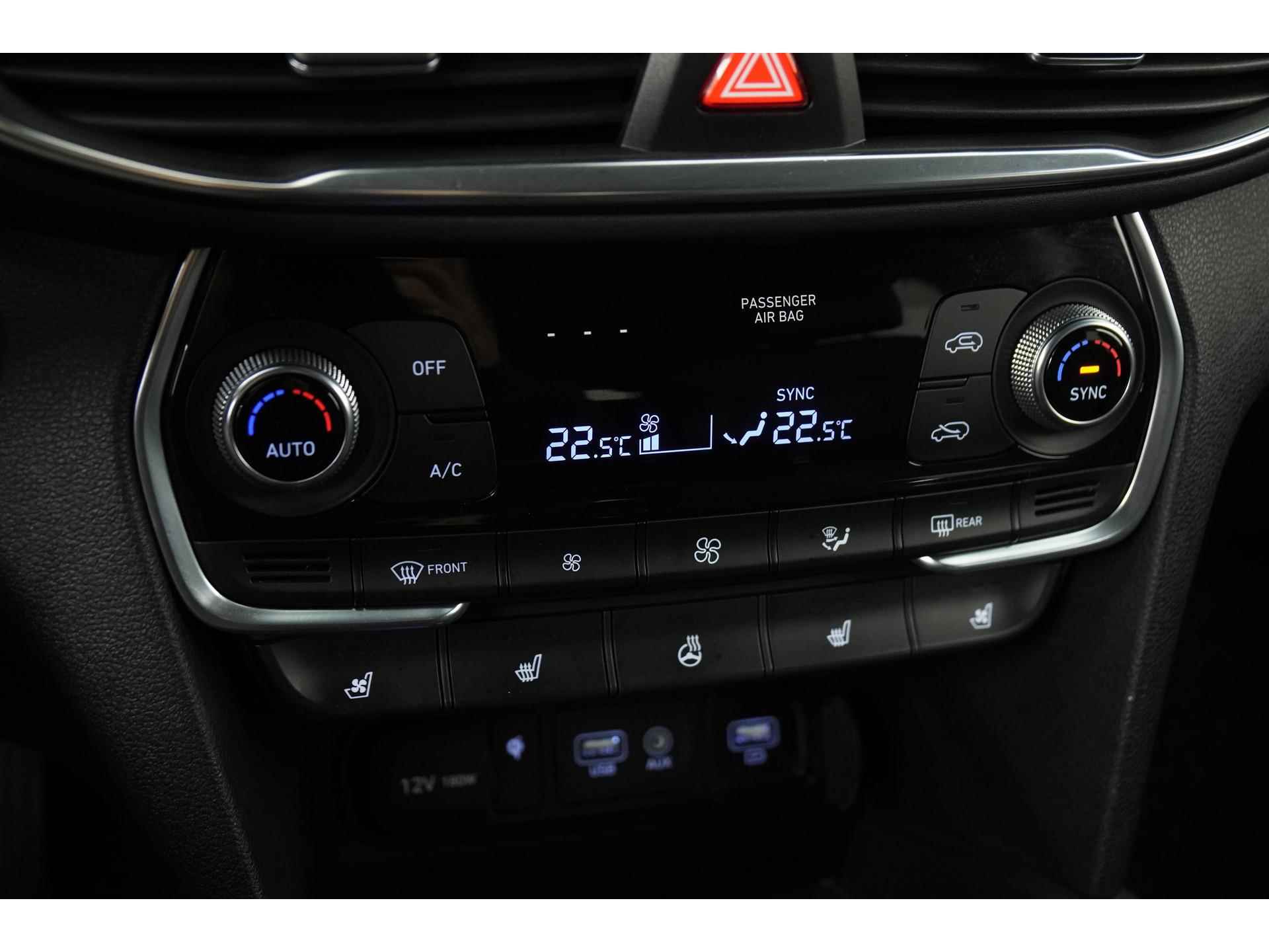 Hyundai Santa Fe 2.4 GDI 4WD Premium | Head Up | Trekhaak | Zondag Open! - 11/50