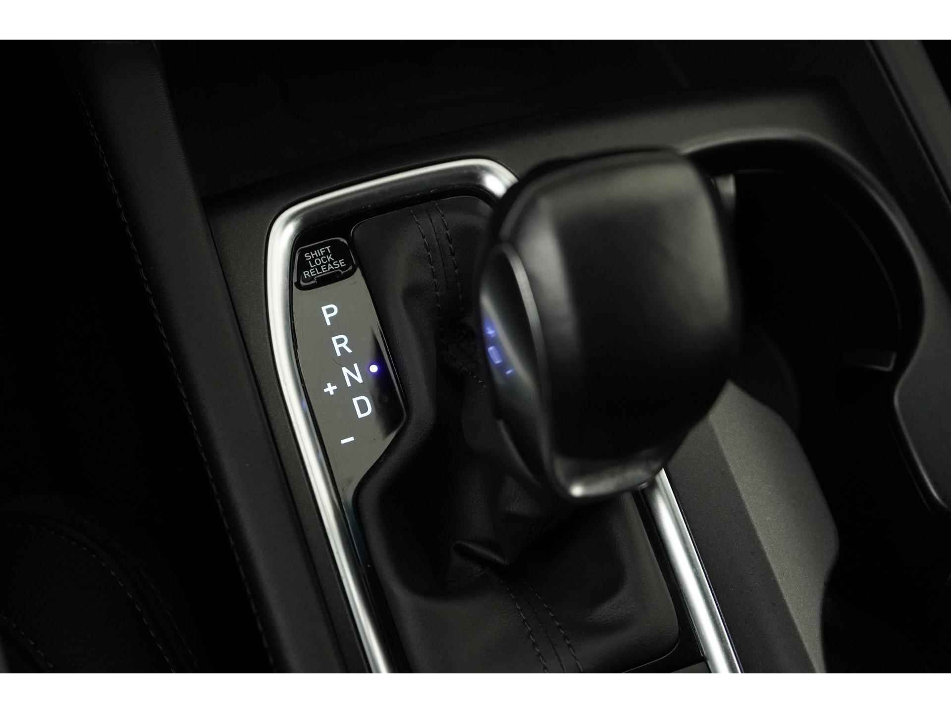 Hyundai Santa Fe 2.4 GDI 4WD Premium | Head Up | Trekhaak | Zondag Open! - 12/50