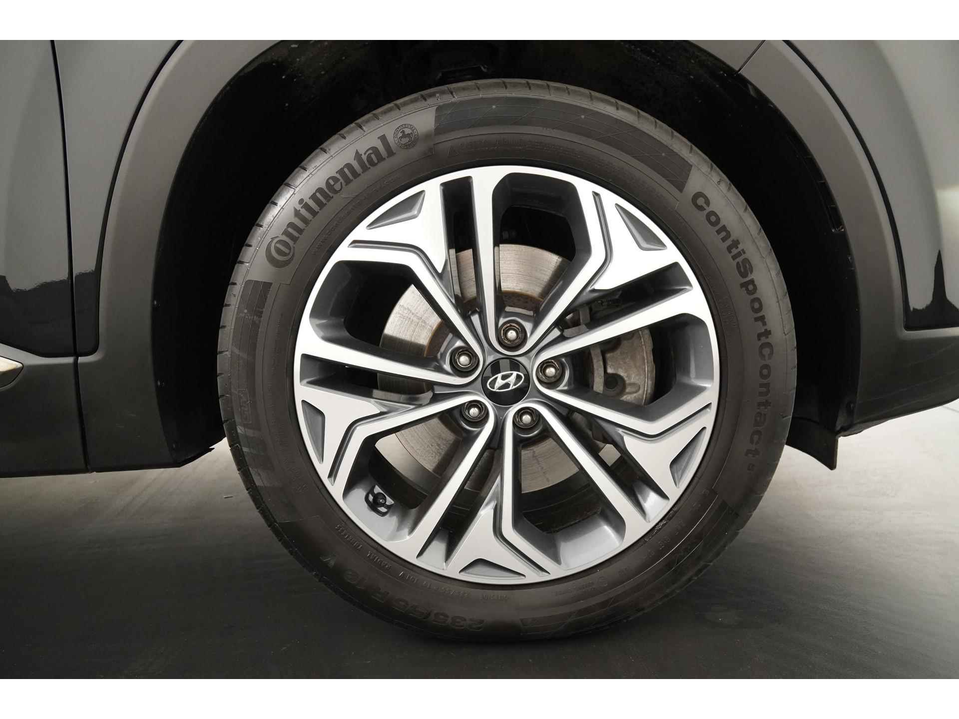 Hyundai Santa Fe 2.4 GDI 4WD Premium | Head Up | Trekhaak | Zondag Open! - 33/50