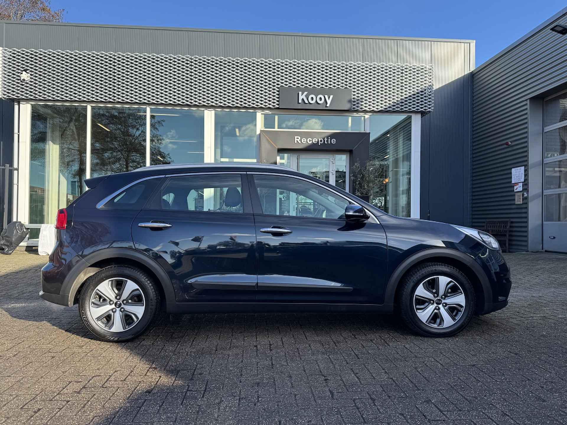 Kia Niro 1.6 GDi Hybrid DynamicLine - 8/30