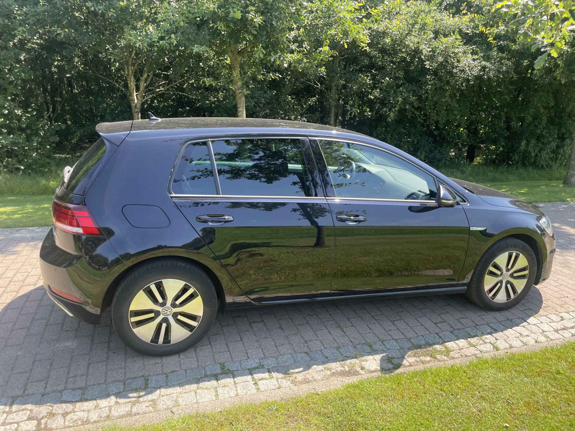 Volkswagen e-Golf e-Golf - 4/22