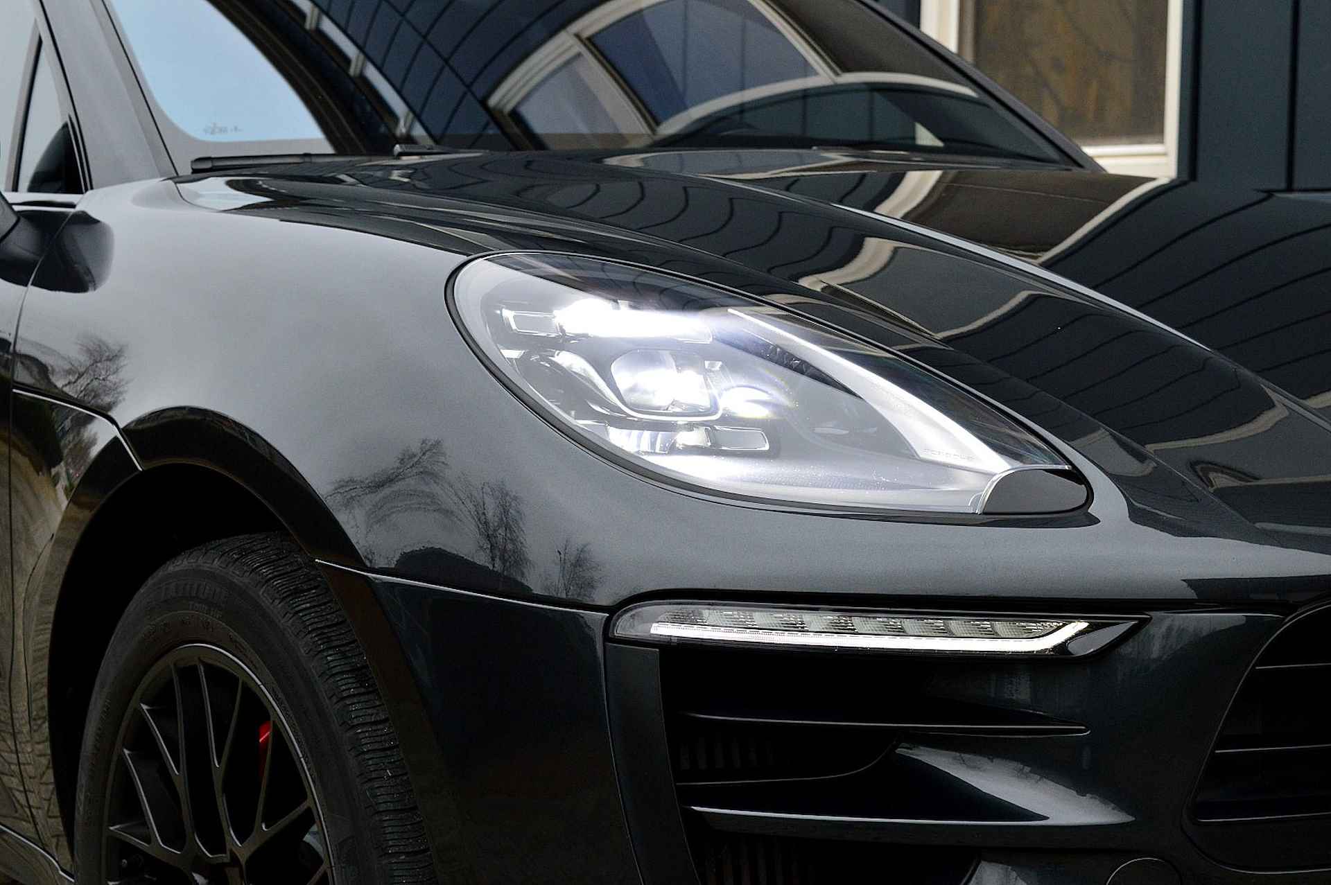 Porsche Macan 3.0 GTS Rijklaarprijs-Garantie Stoel vent/verw Camera Panorama dak Xenon - 7/45